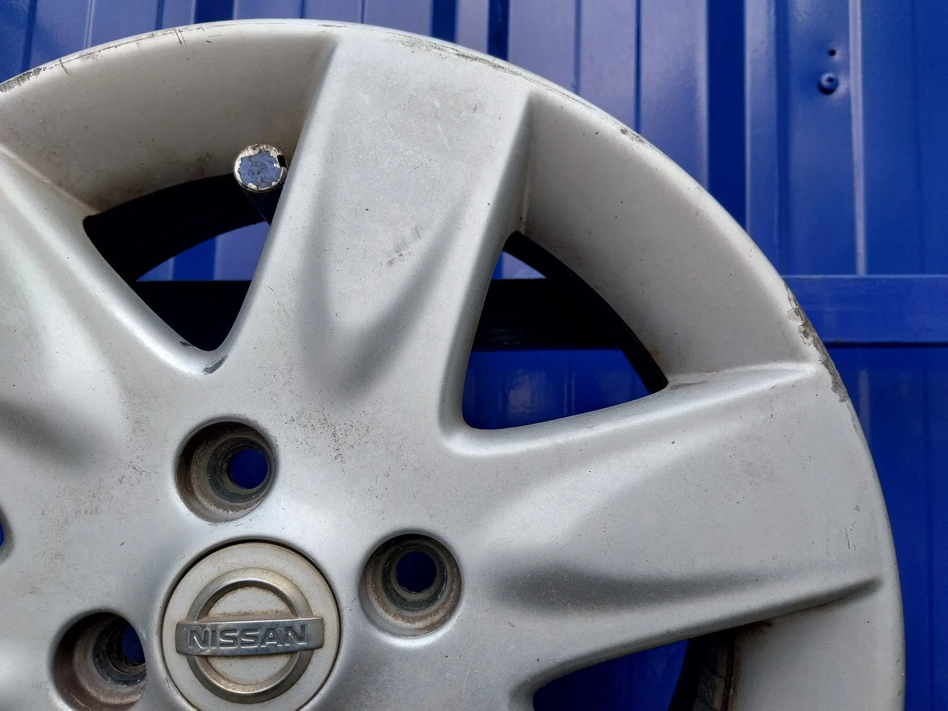 Llanta para Nissan Micra (K12E)