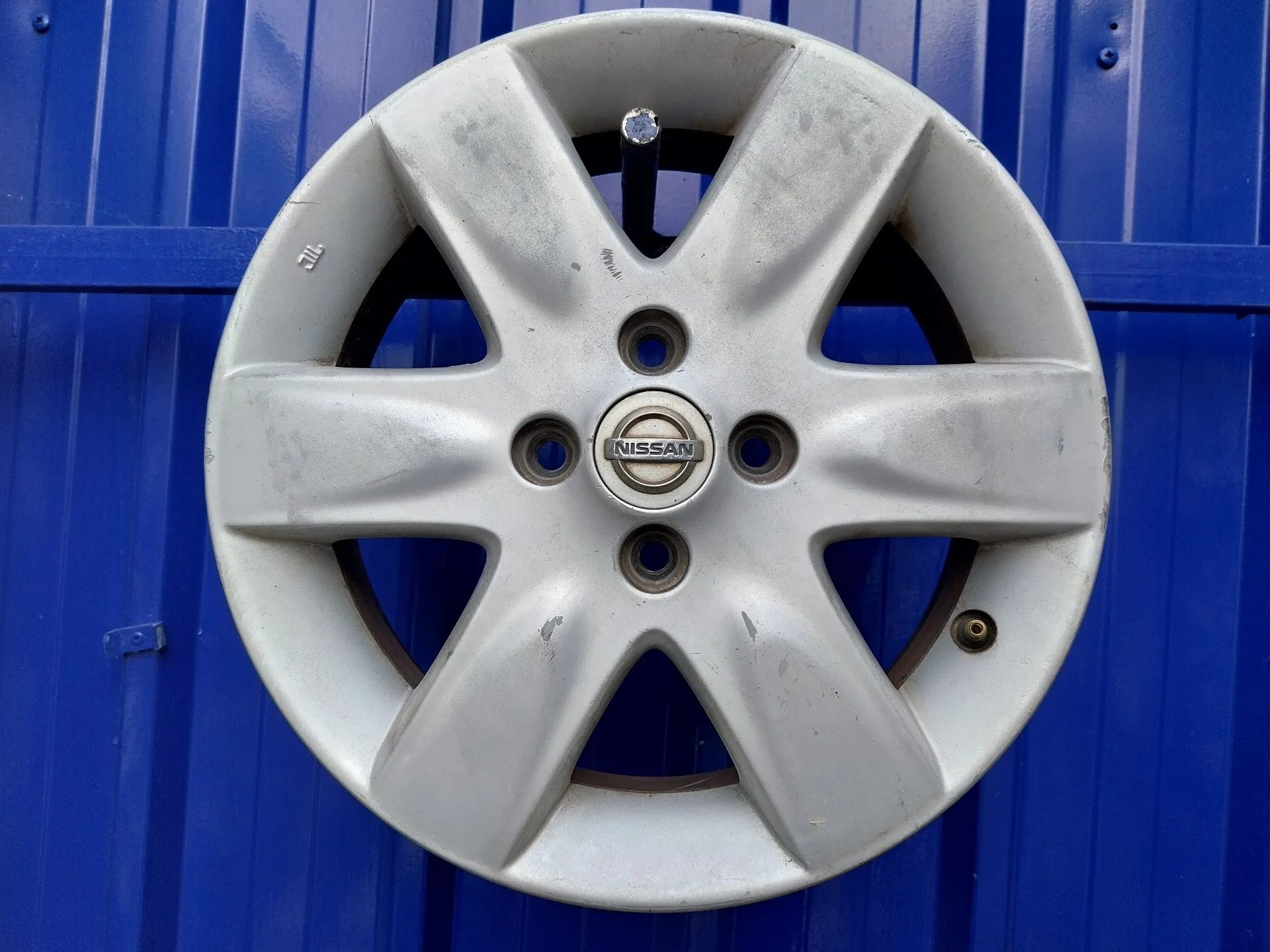 Llanta para Nissan Micra (K12E)