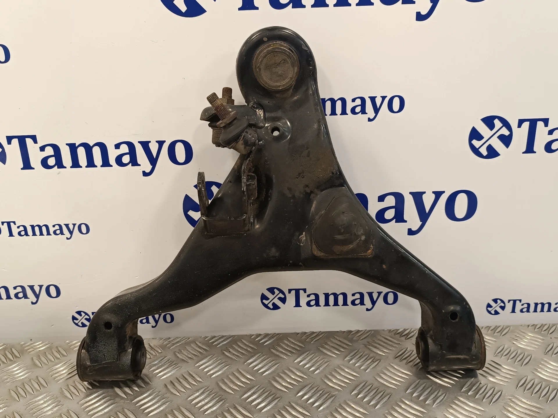 Brazo Suspension Inferior Delantero Derecho para Nissan Pathfinder (R51)