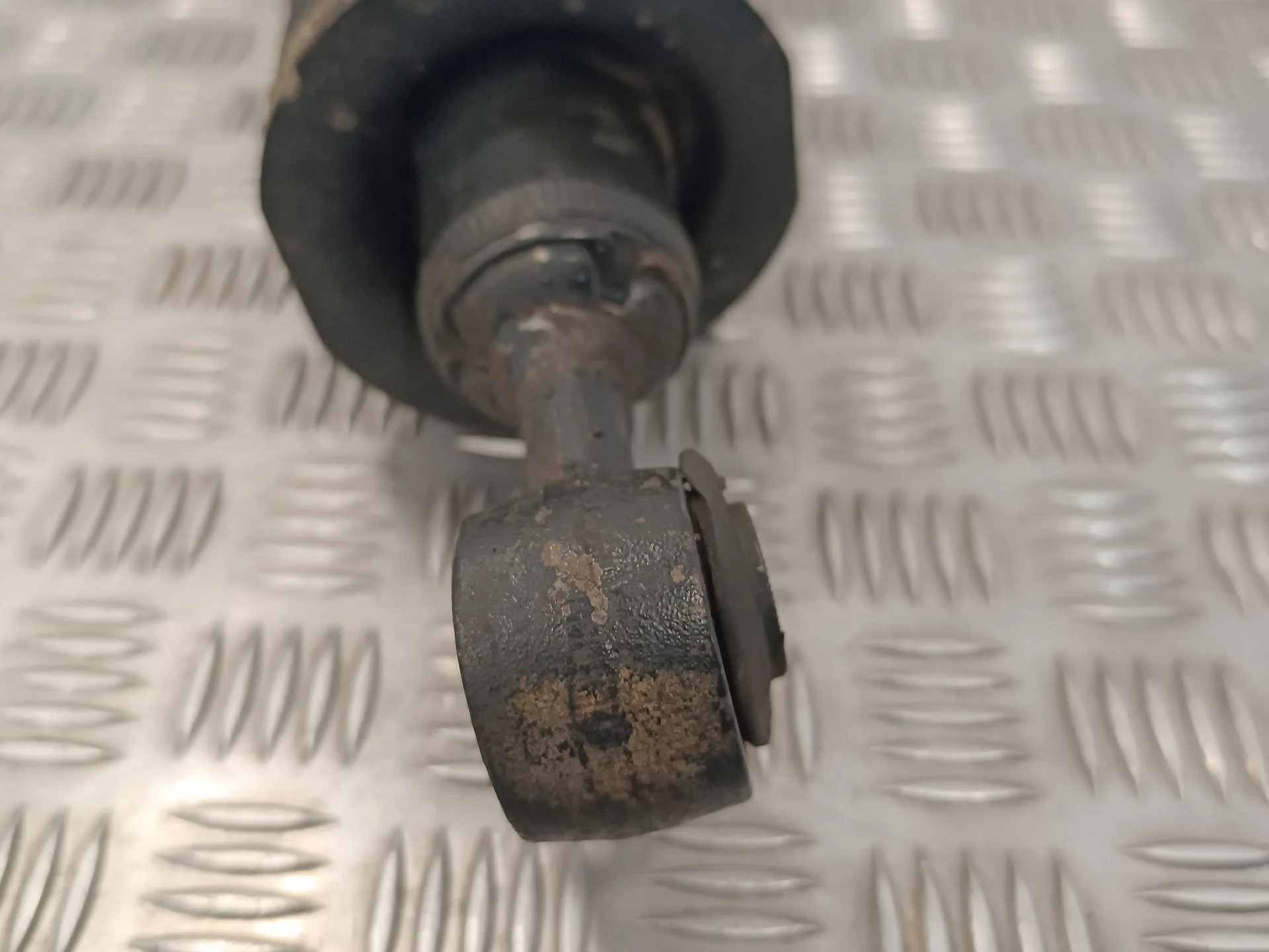 Amortiguador Delantero Derecho para Nissan Pathfinder (R51)