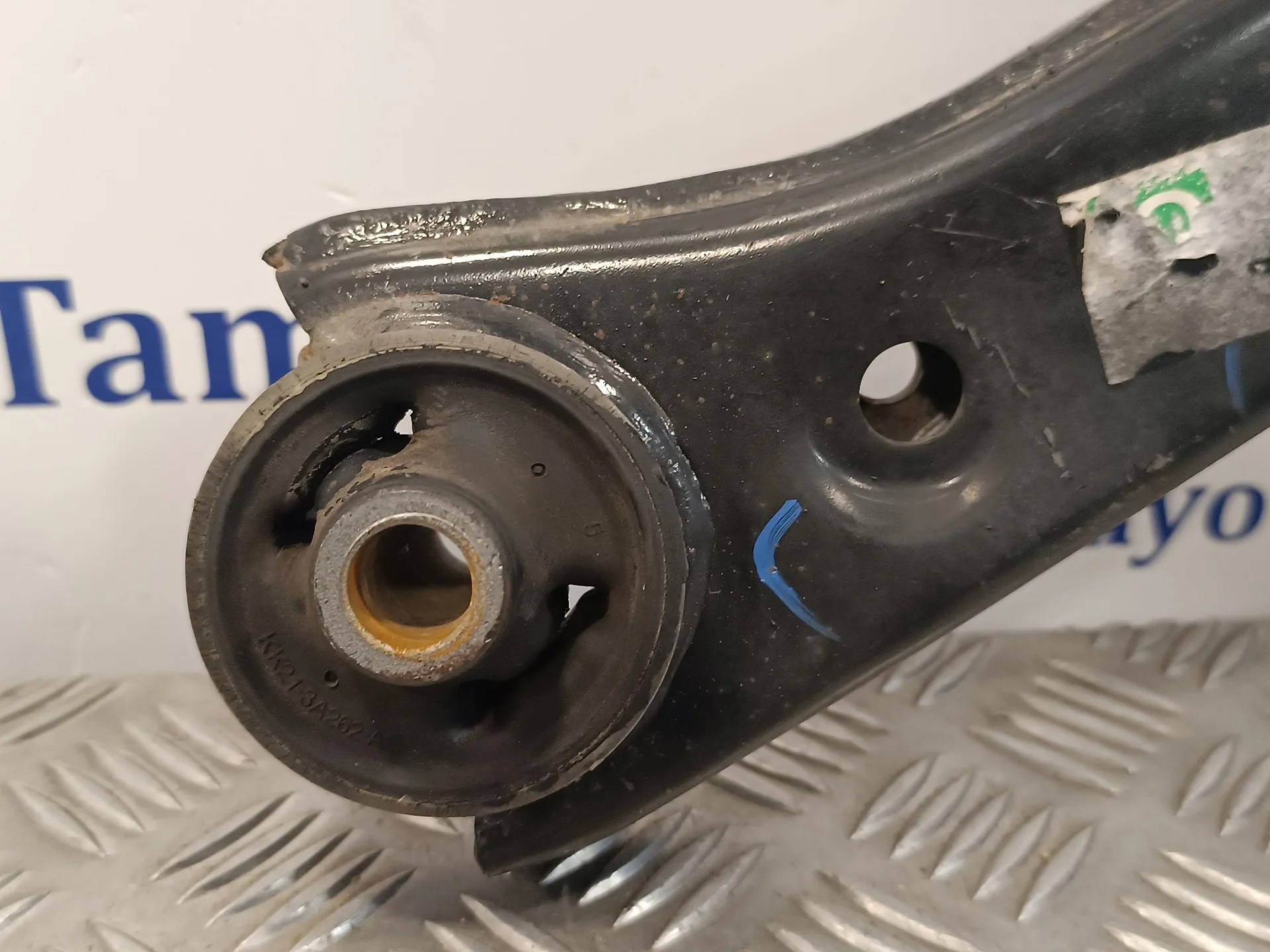 Brazo Suspension Inferior Delantero Derecho para Ford Transit Furgon (Tts)