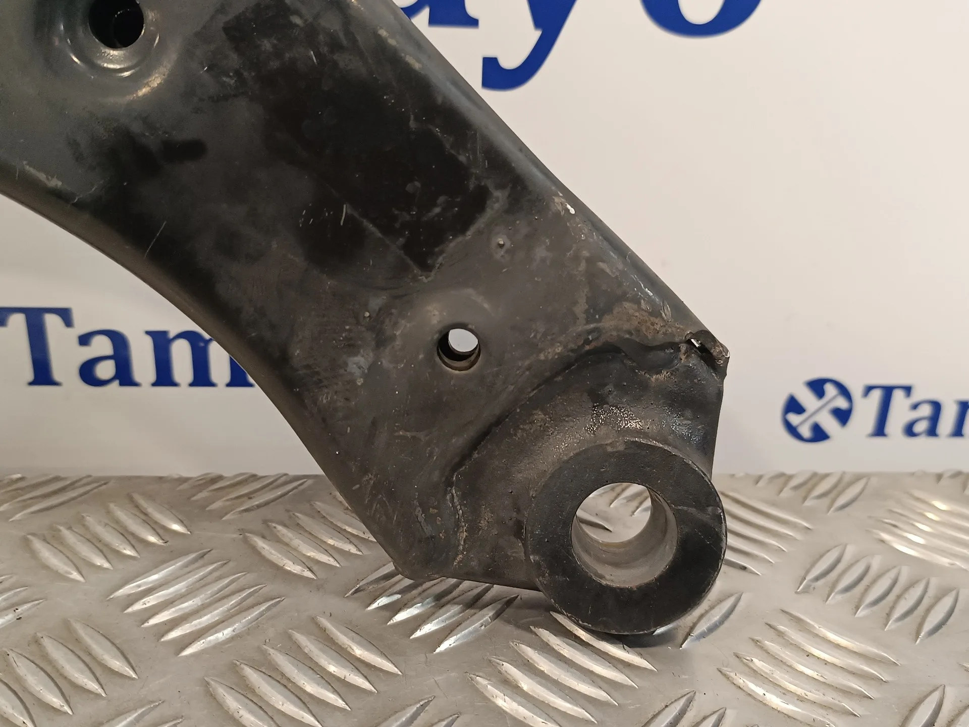 Brazo Suspension Inferior Delantero Derecho para Ford Transit Furgon (Tts)