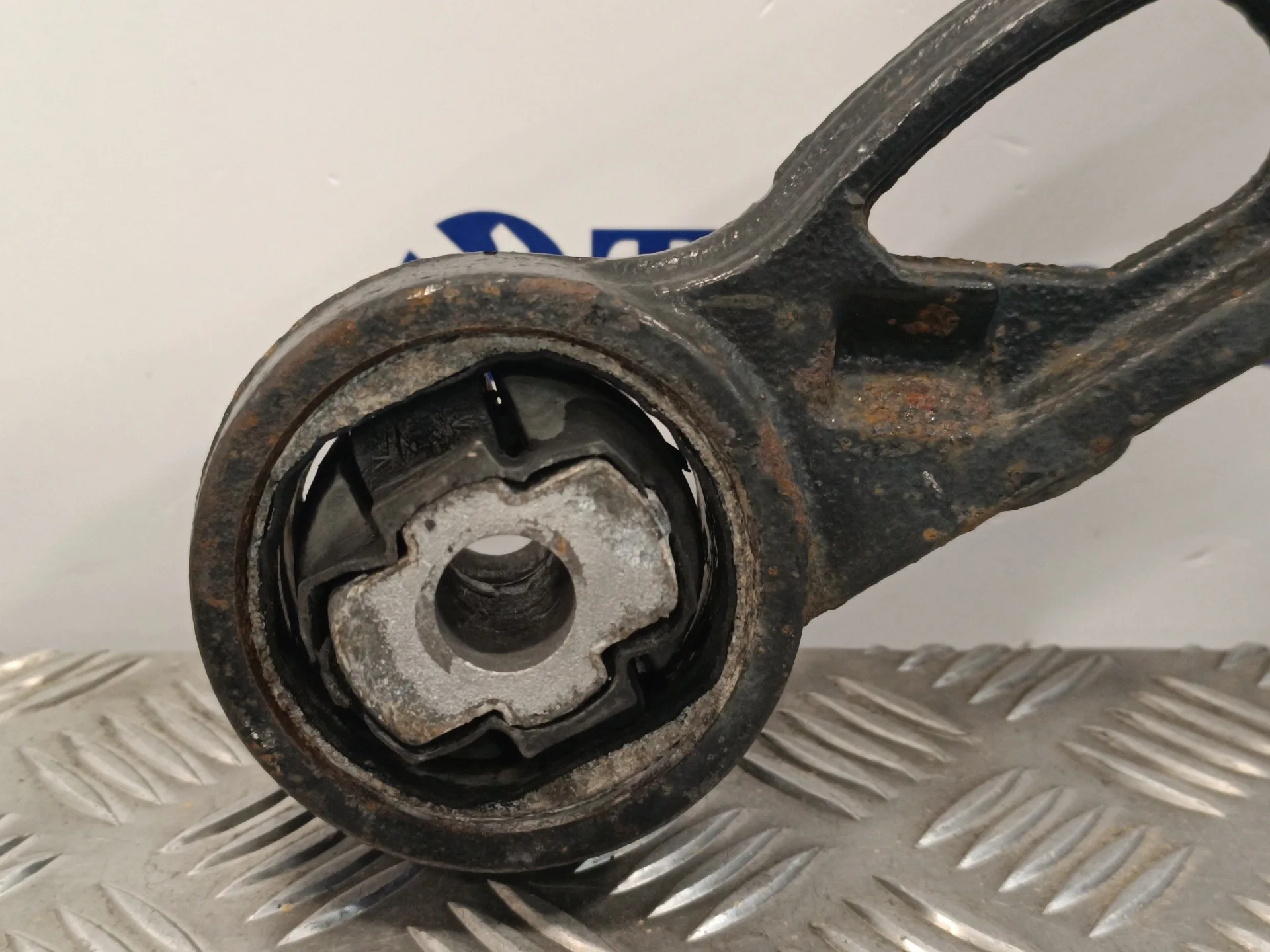 Brazo Suspension Inferior Delantero Izquierdo para Peugeot Boxer Furgon