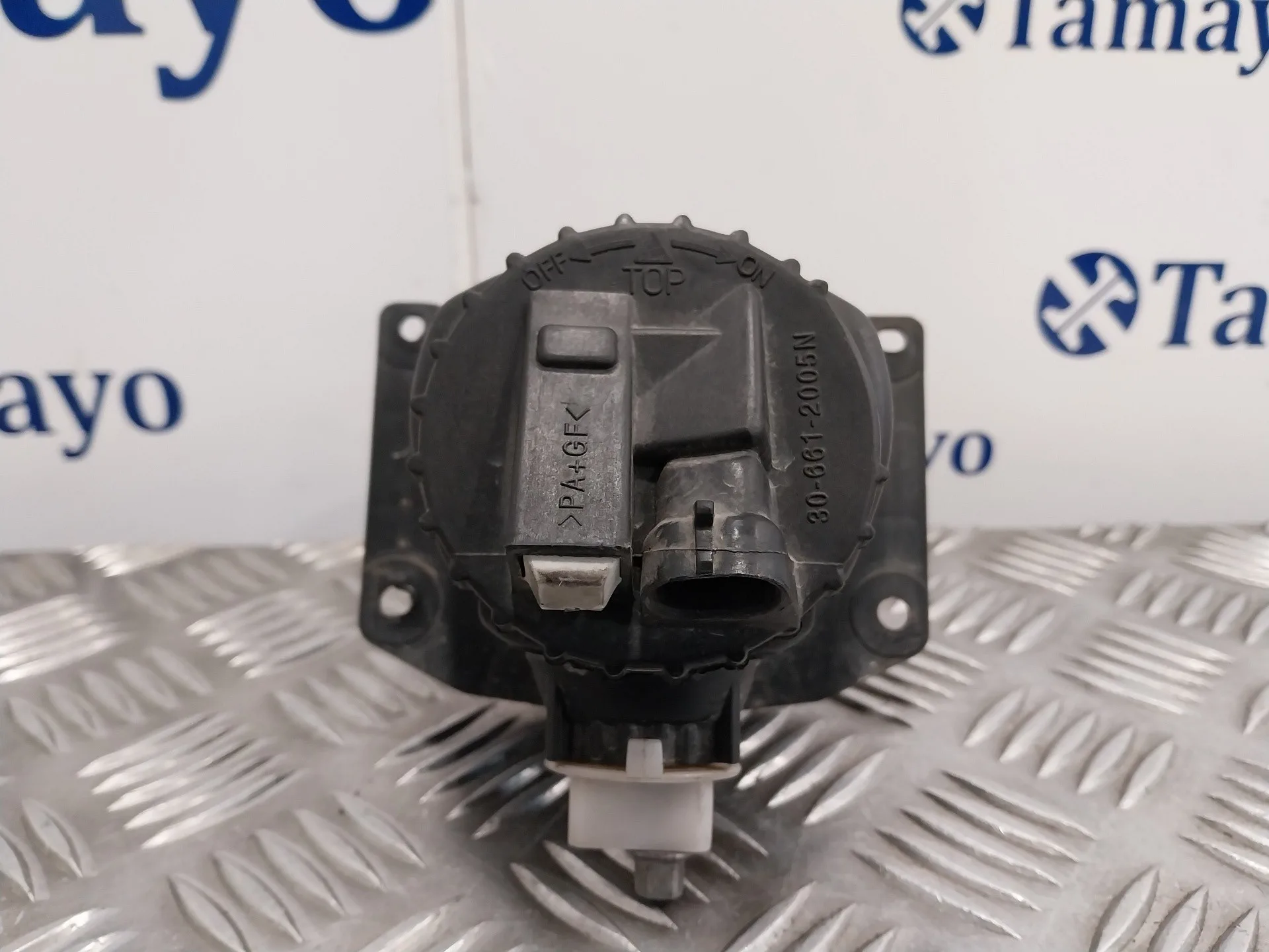 Faro Antiniebla Derecho para Alfa Romeo 159 (140)