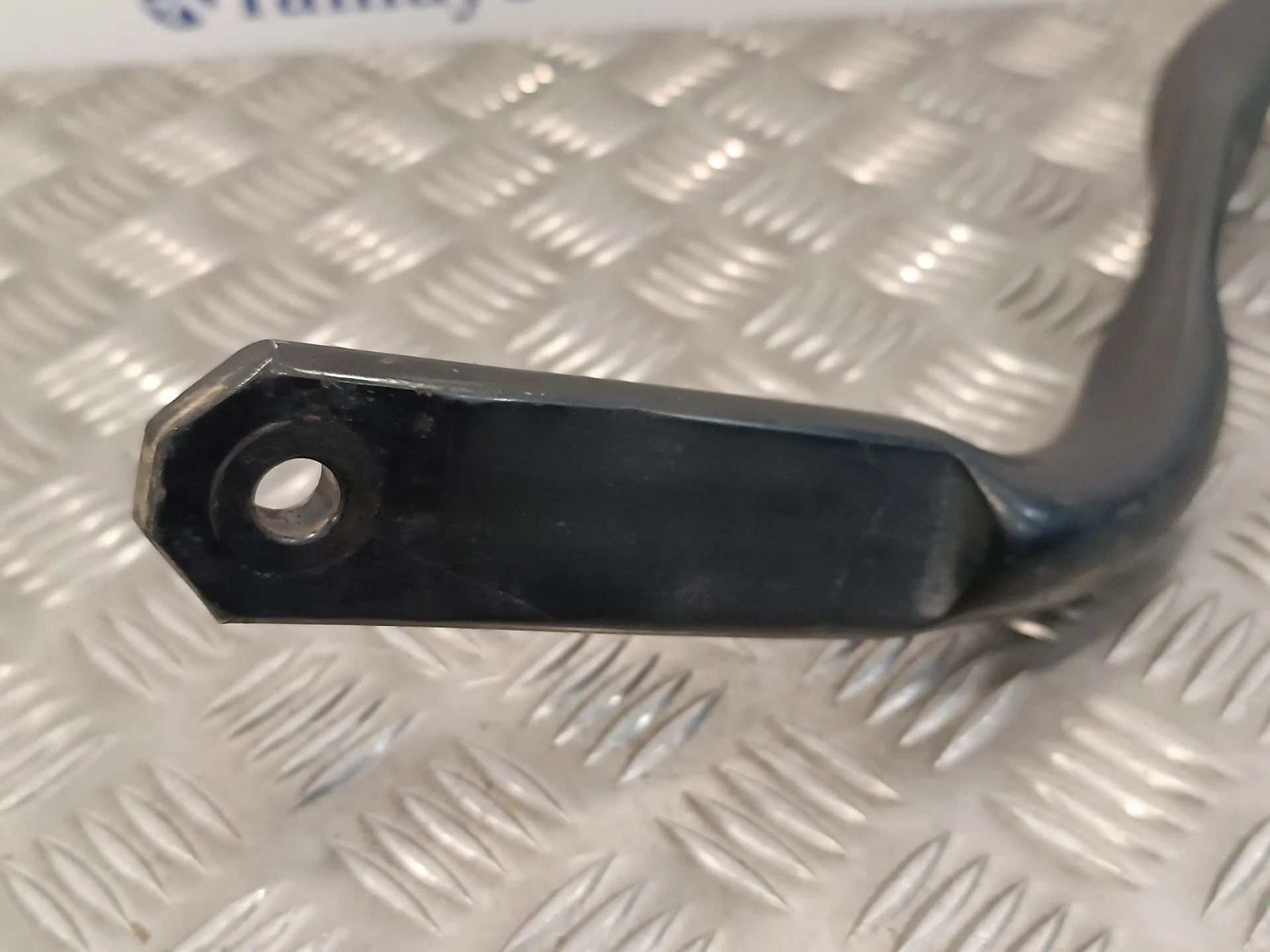 Barra Estabilizadora Delantera para Nissan Pathfinder (R51)