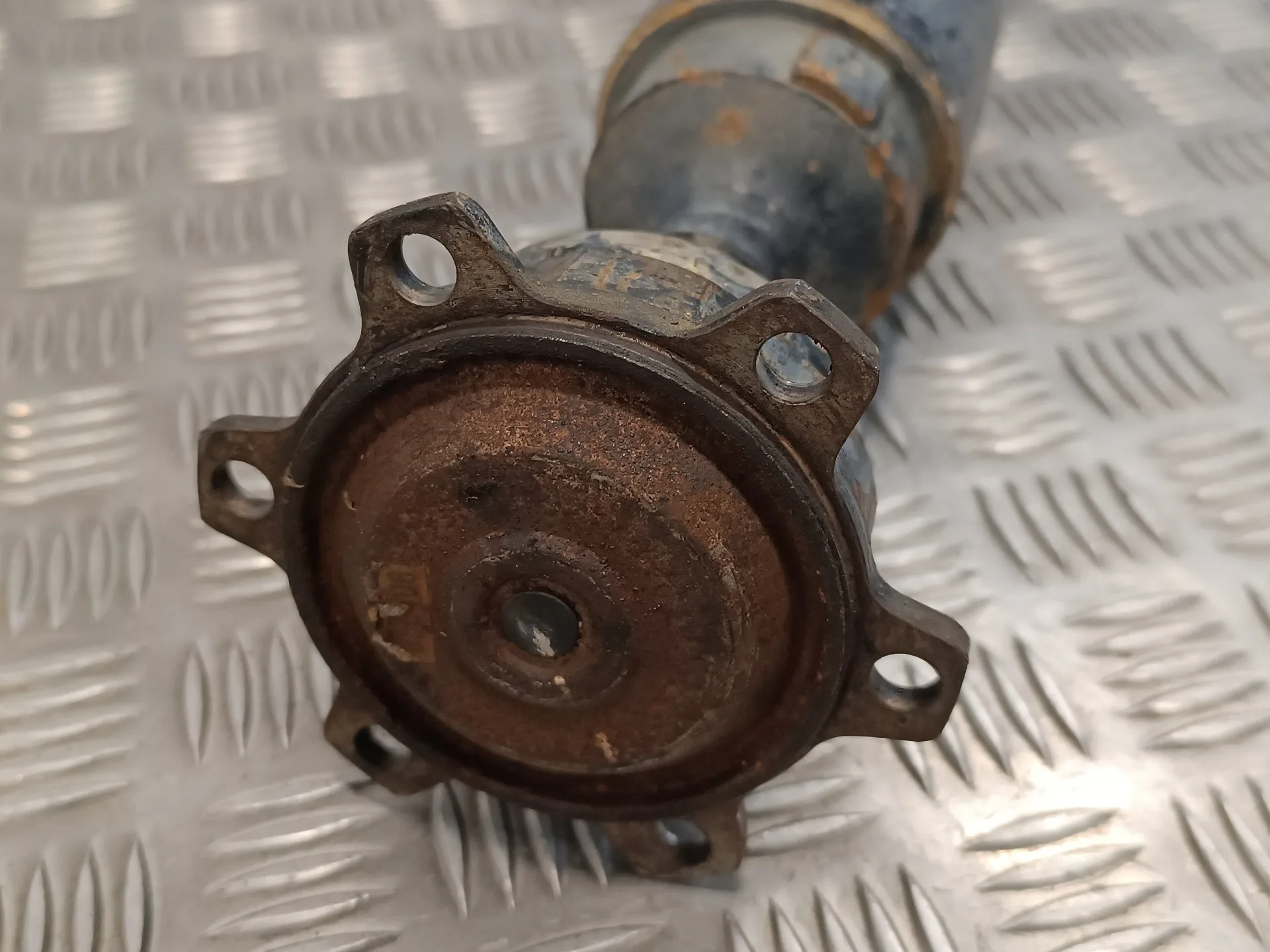 Transmision Central para Mitsubishi Montero (V60/V70)