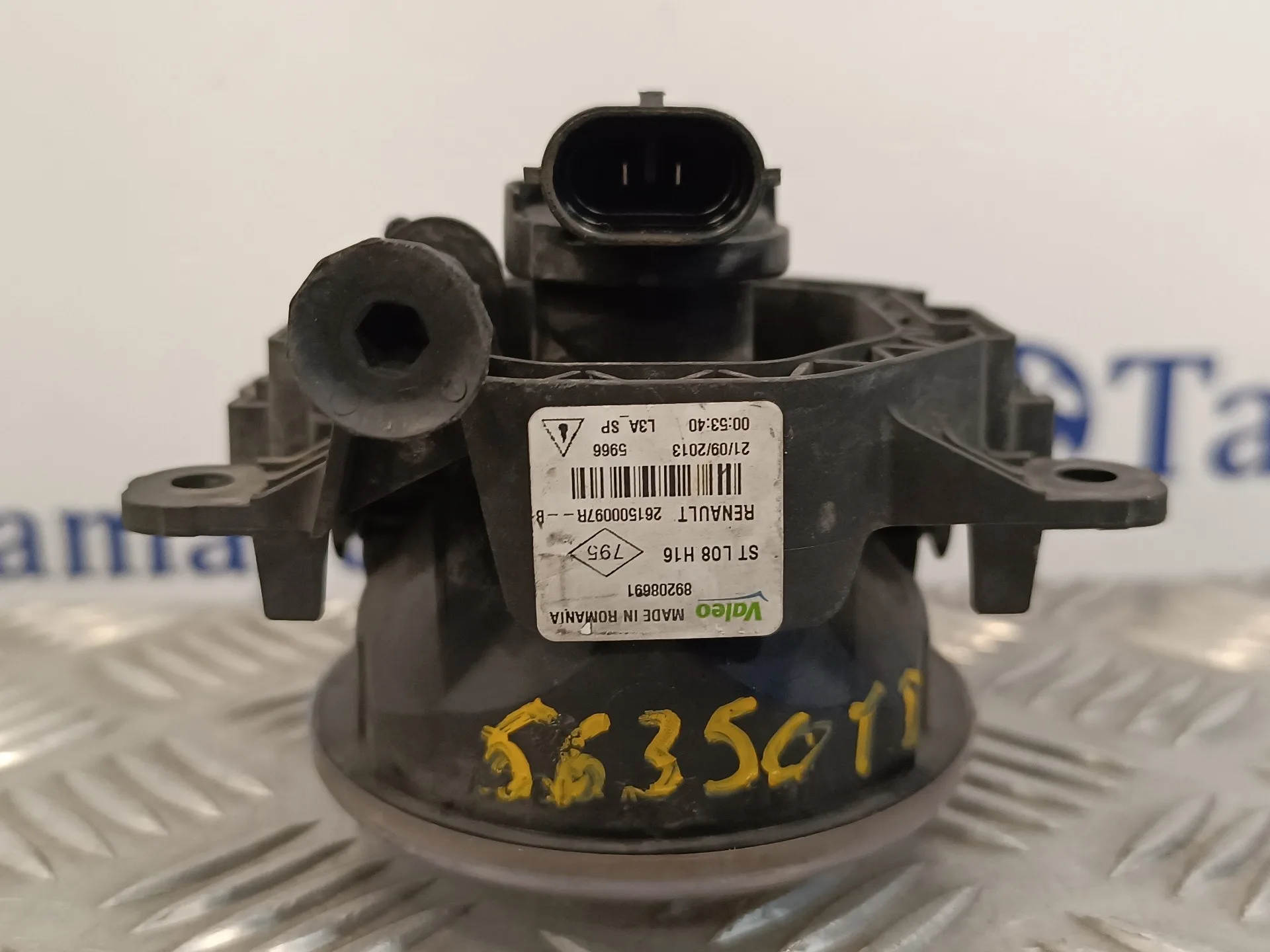 Faro Antiniebla Derecho para Renault Clio Iv