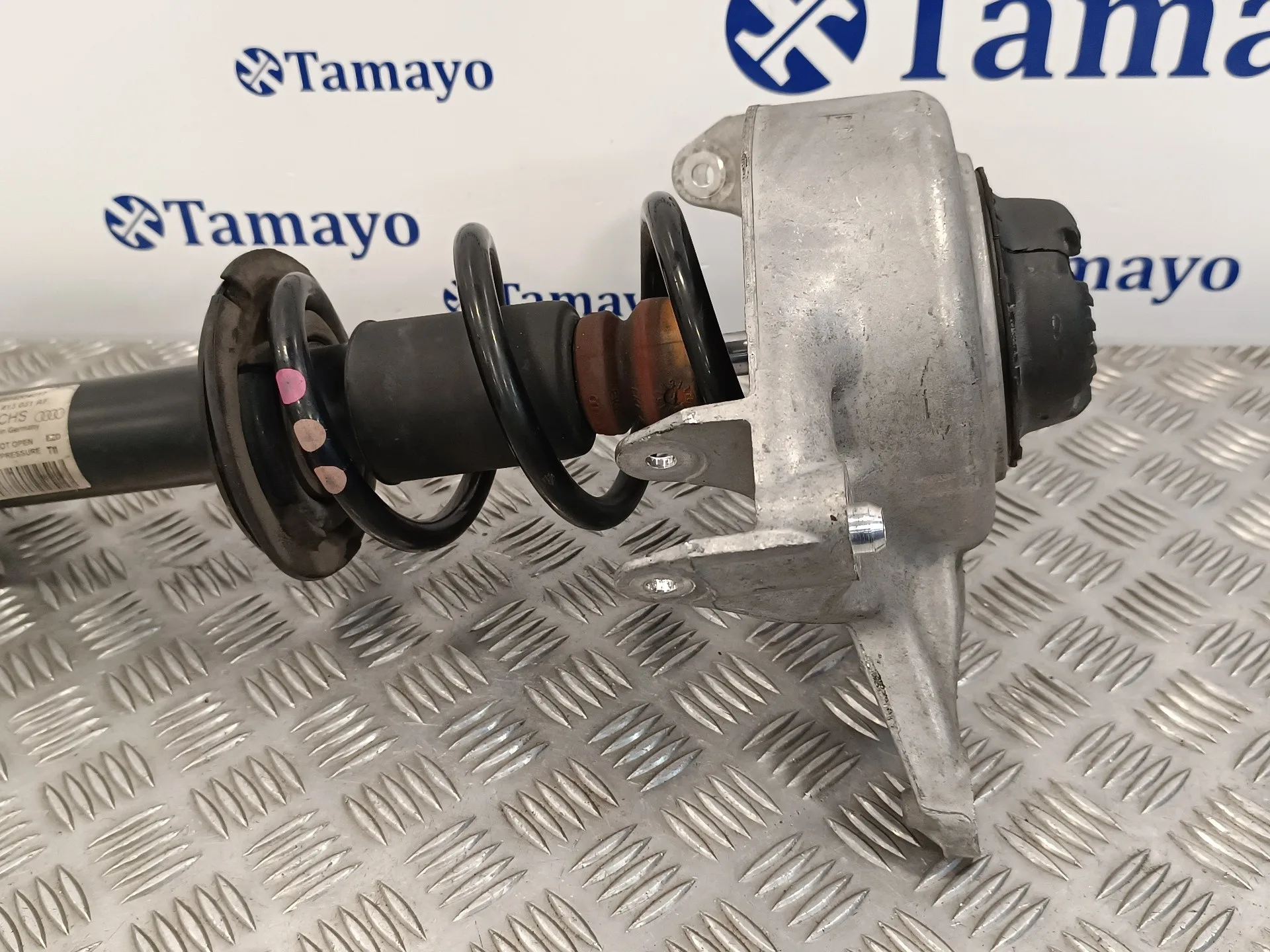 Amortiguador Delantero Derecho para Audi A5 Coupe (8T)