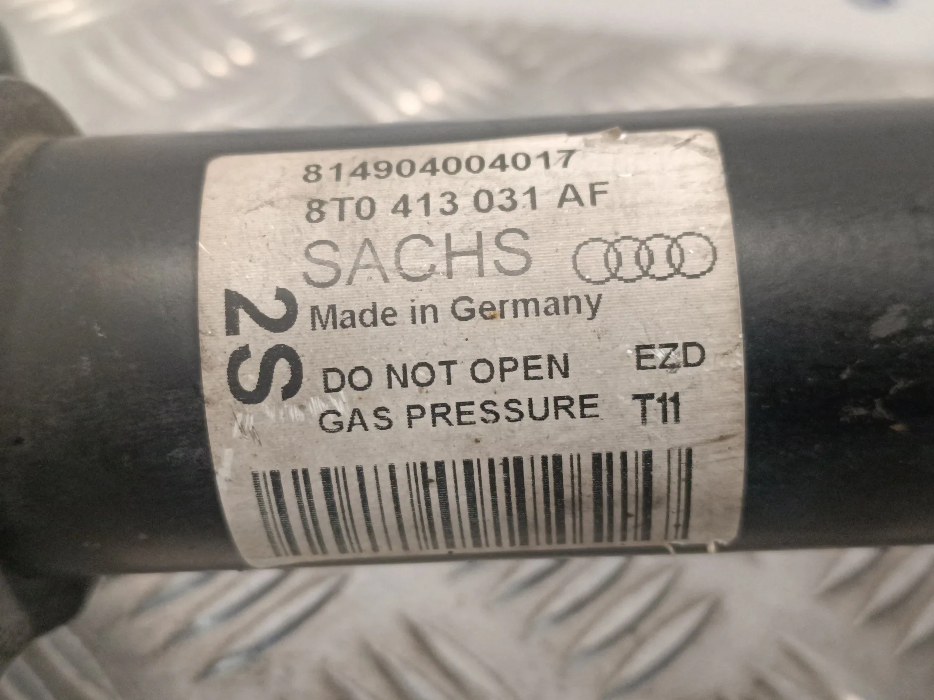 Amortiguador Delantero Derecho para Audi A5 Coupe (8T)