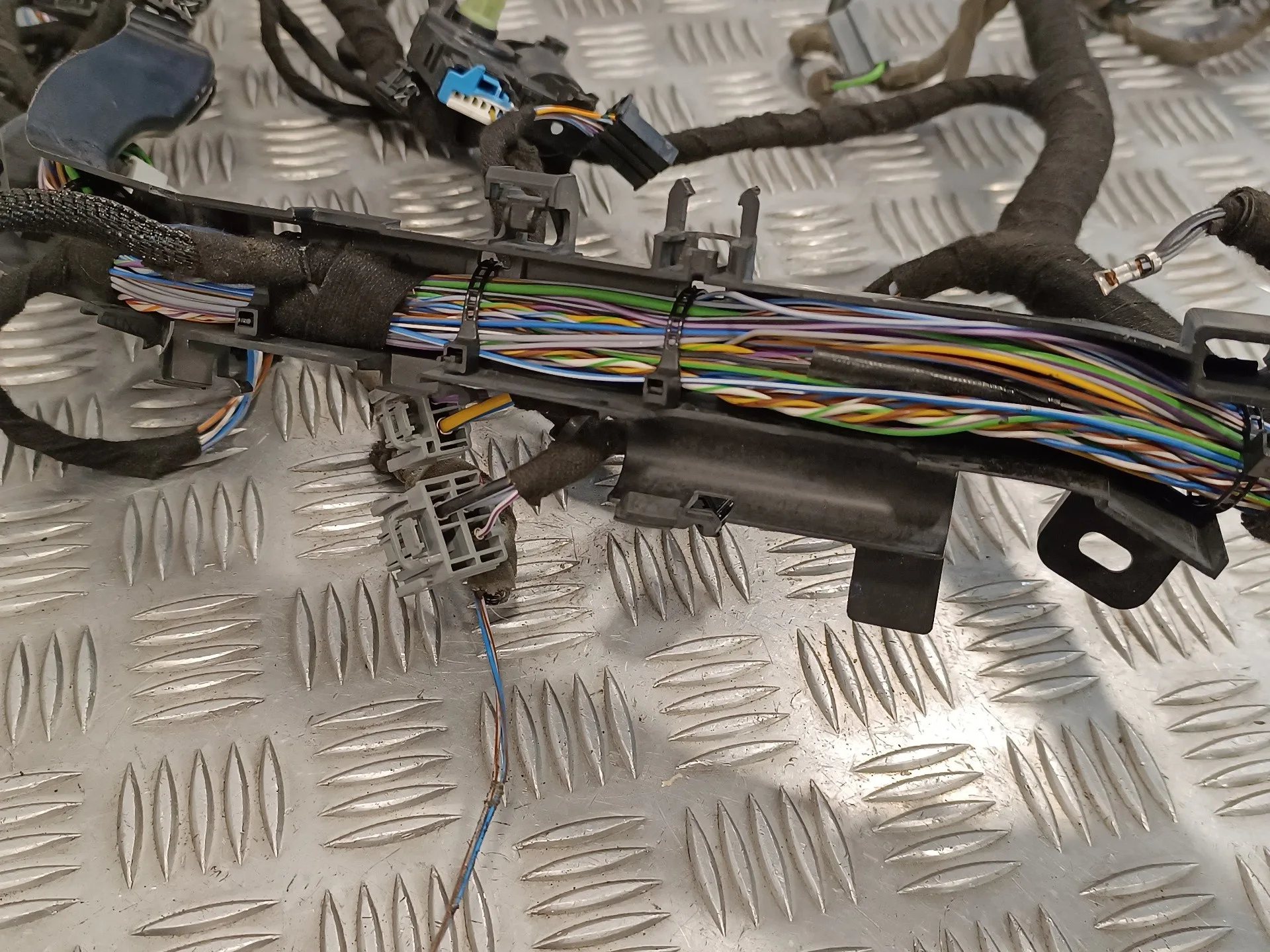 Instalacion Electrica Salpicadero para Ford Transit Furgon (Tts)