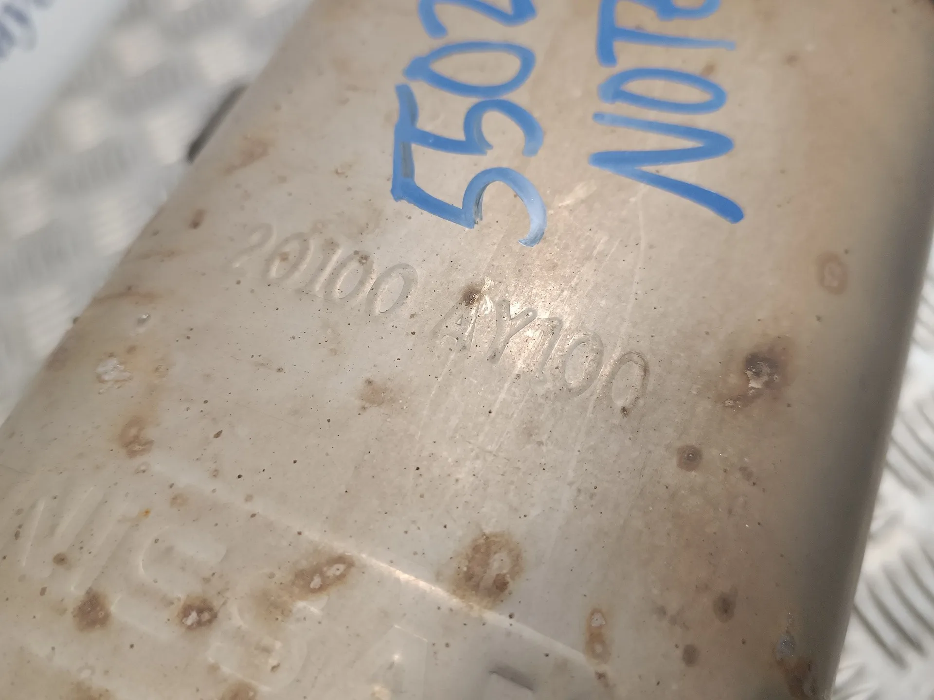 Tubo Escape Trasero para Nissan Note (E11E)