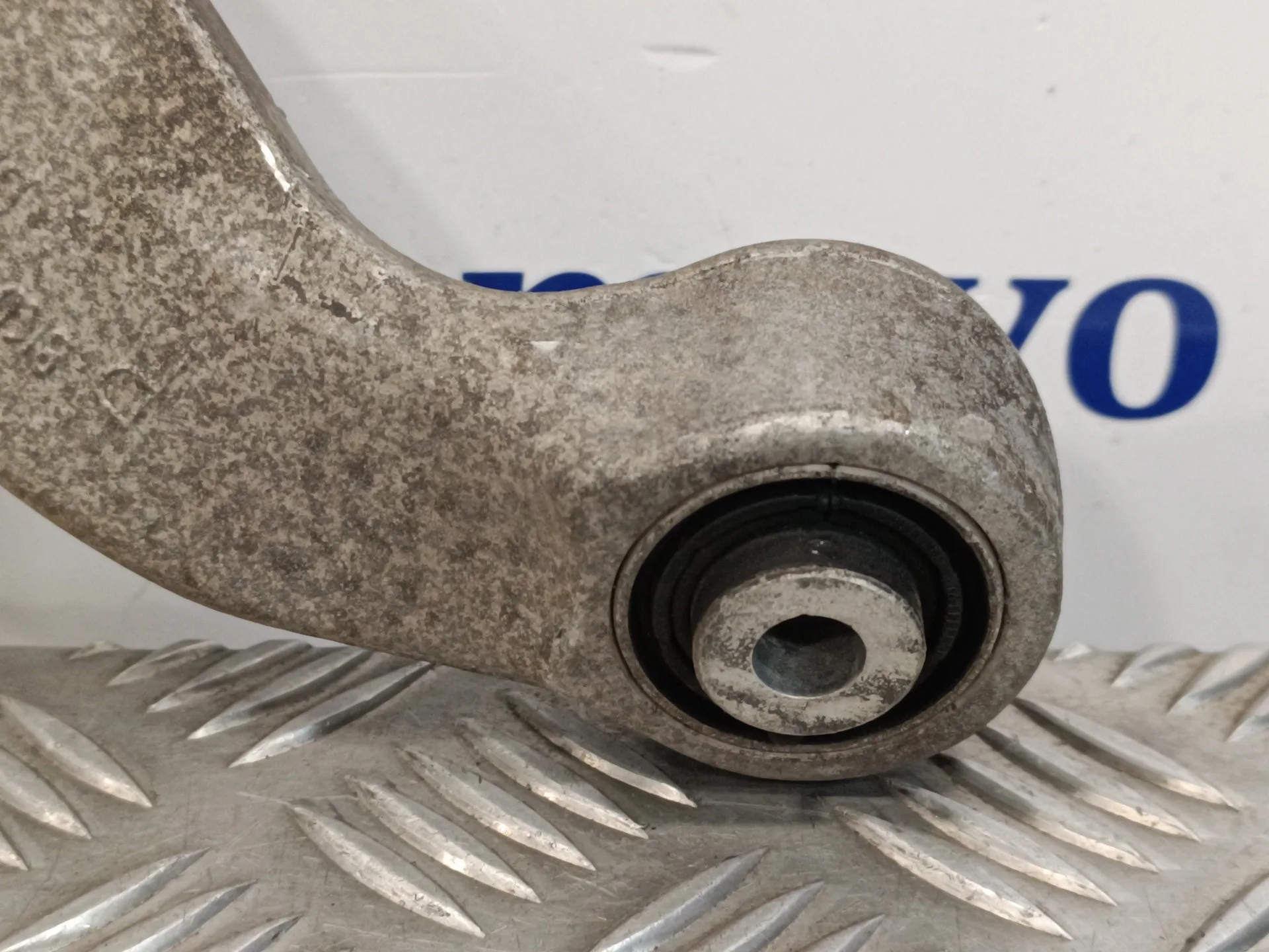 Brazo Suspension Superior Trasero Derecho para Audi A4 Ber. (B8)