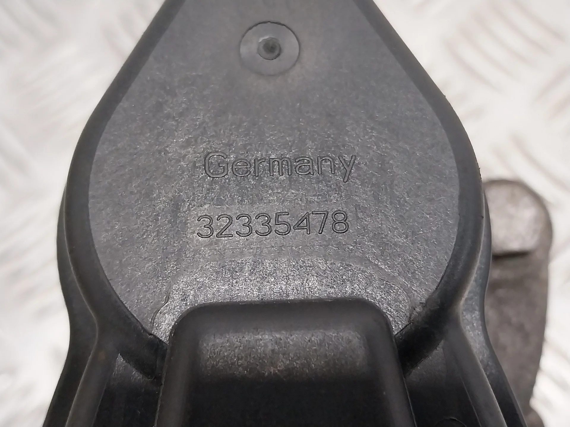 Pinza Freno Trasera Derecha para Audi A4 Ber. (B8)