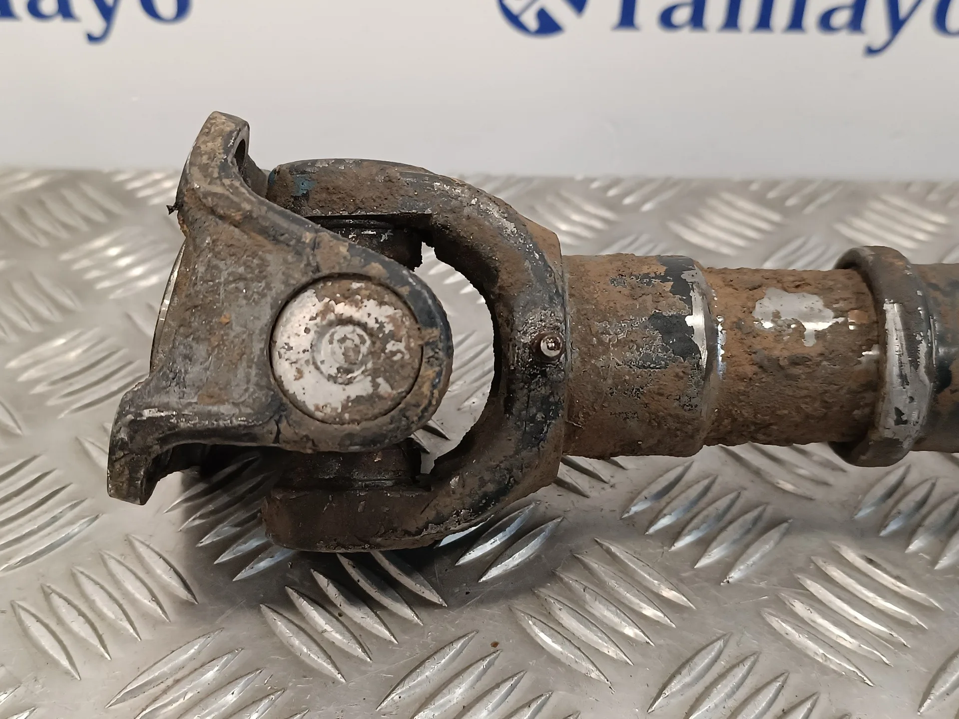 Transmision Central para Toyota Land Cruiser (J7)