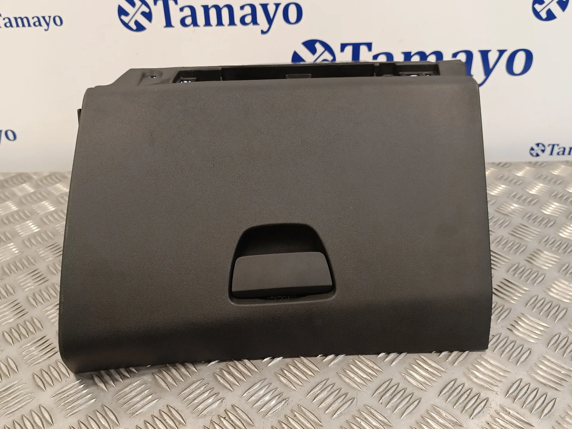 Guantera para Peugeot 208