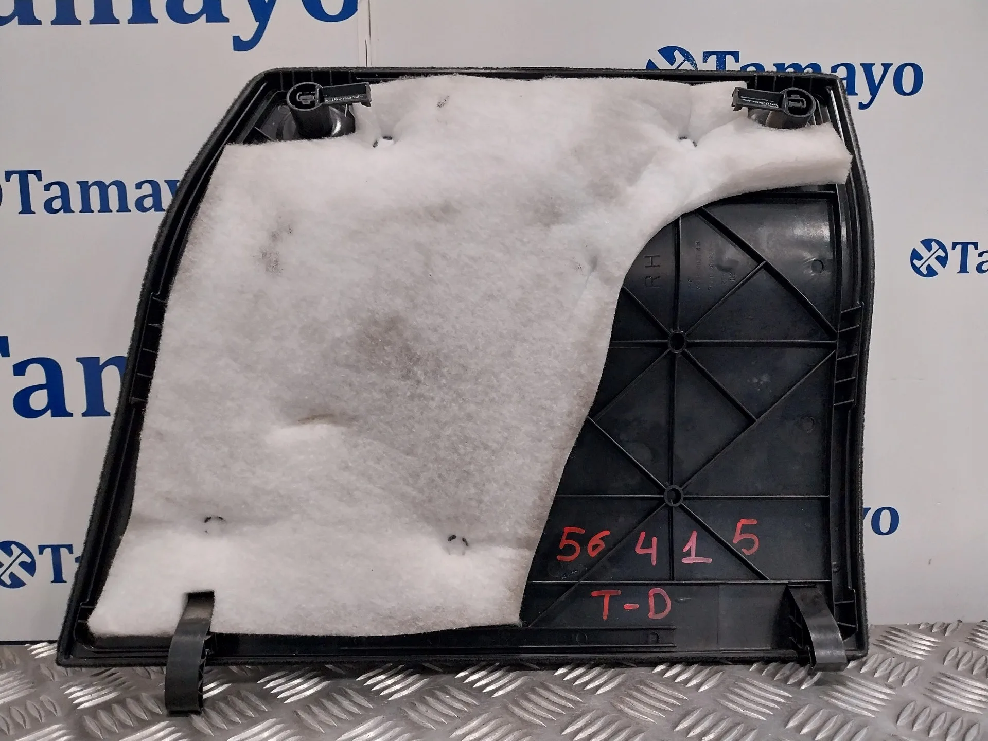 Tapizado Maletero para Mercedes-Benz Clase M (W164)