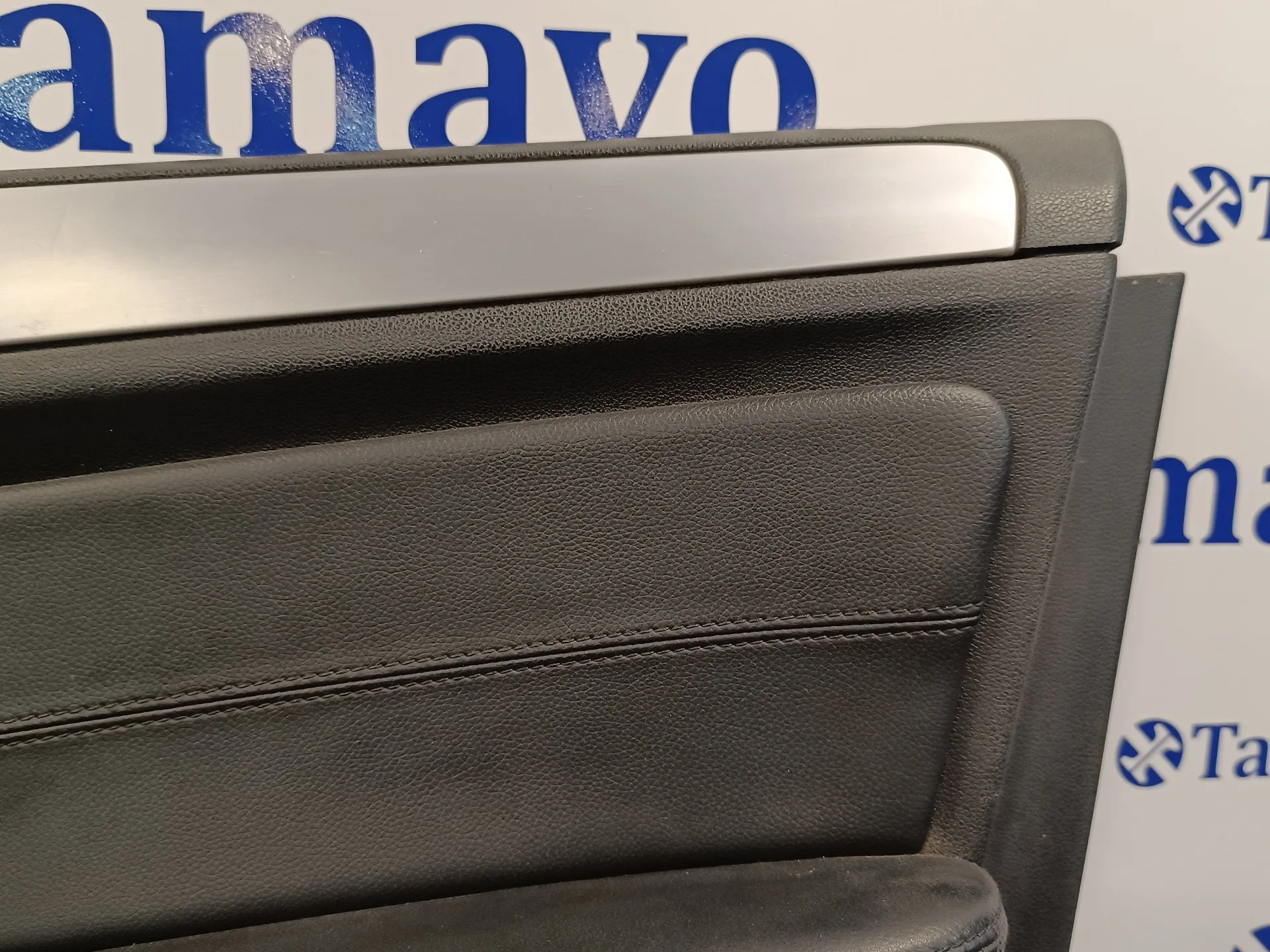 Guarnecido Puerta Delantera Derecha para Mercedes-Benz Clase M (W164)