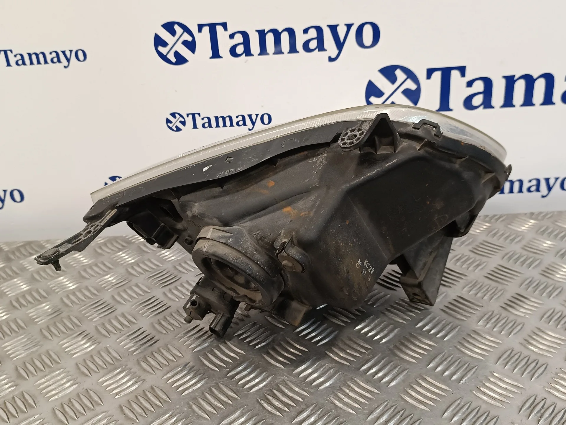Faro Izquierdo para Suzuki Ignis Rm (Mh)