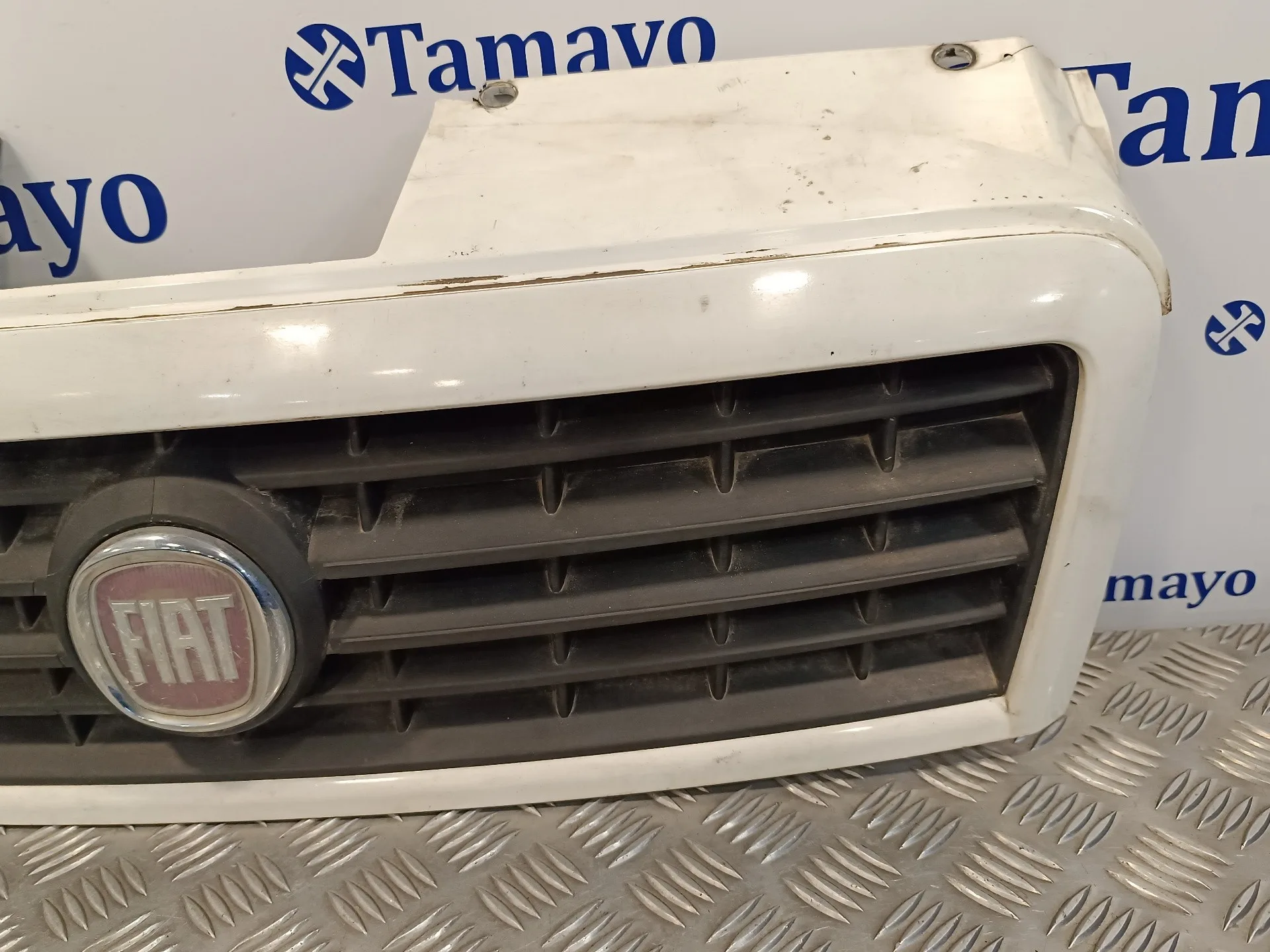Rejilla Delantera para Fiat Doblo (119)