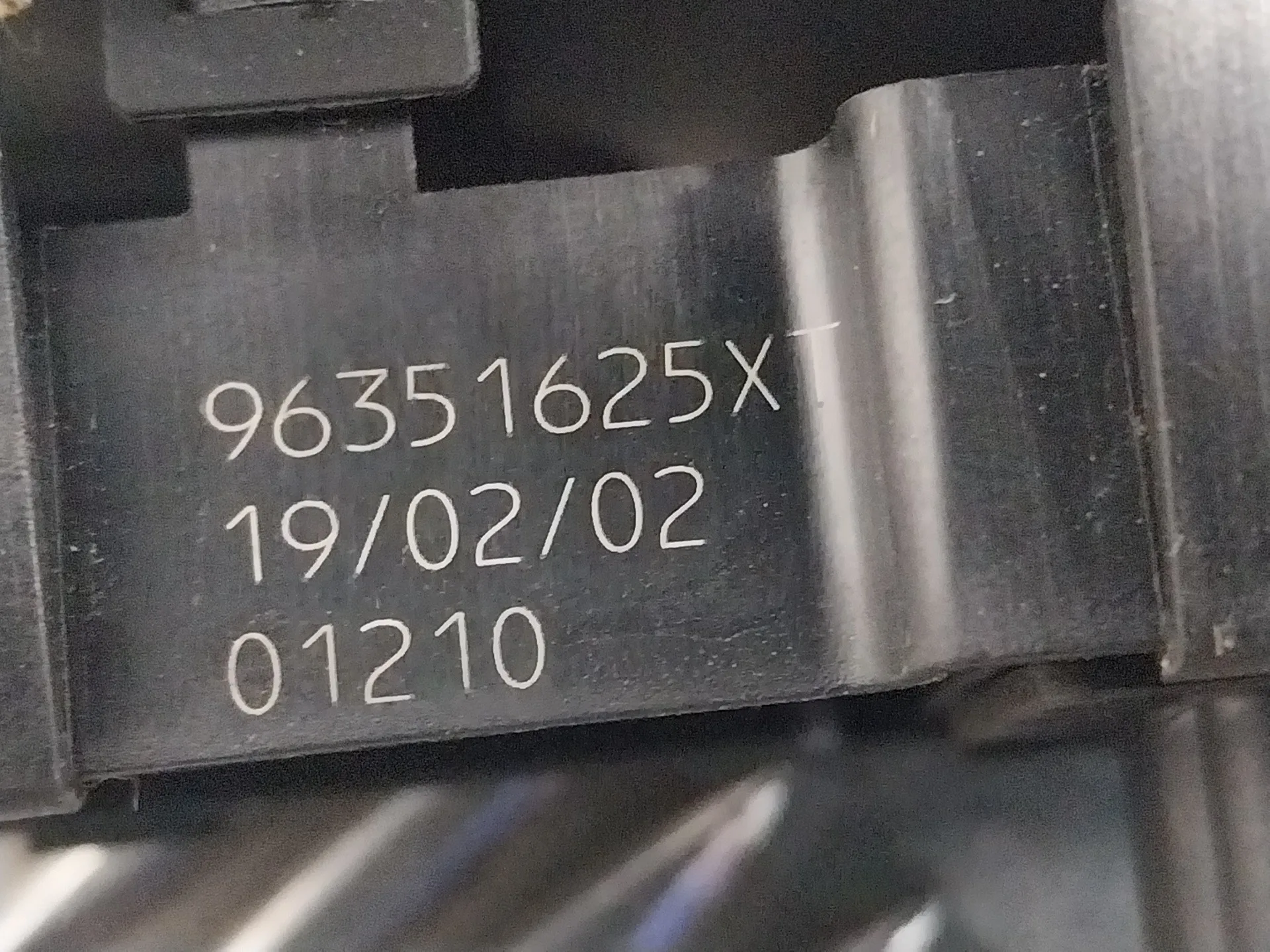 Mando Elevalunas Delantero Derecho para Peugeot 307 (S1)