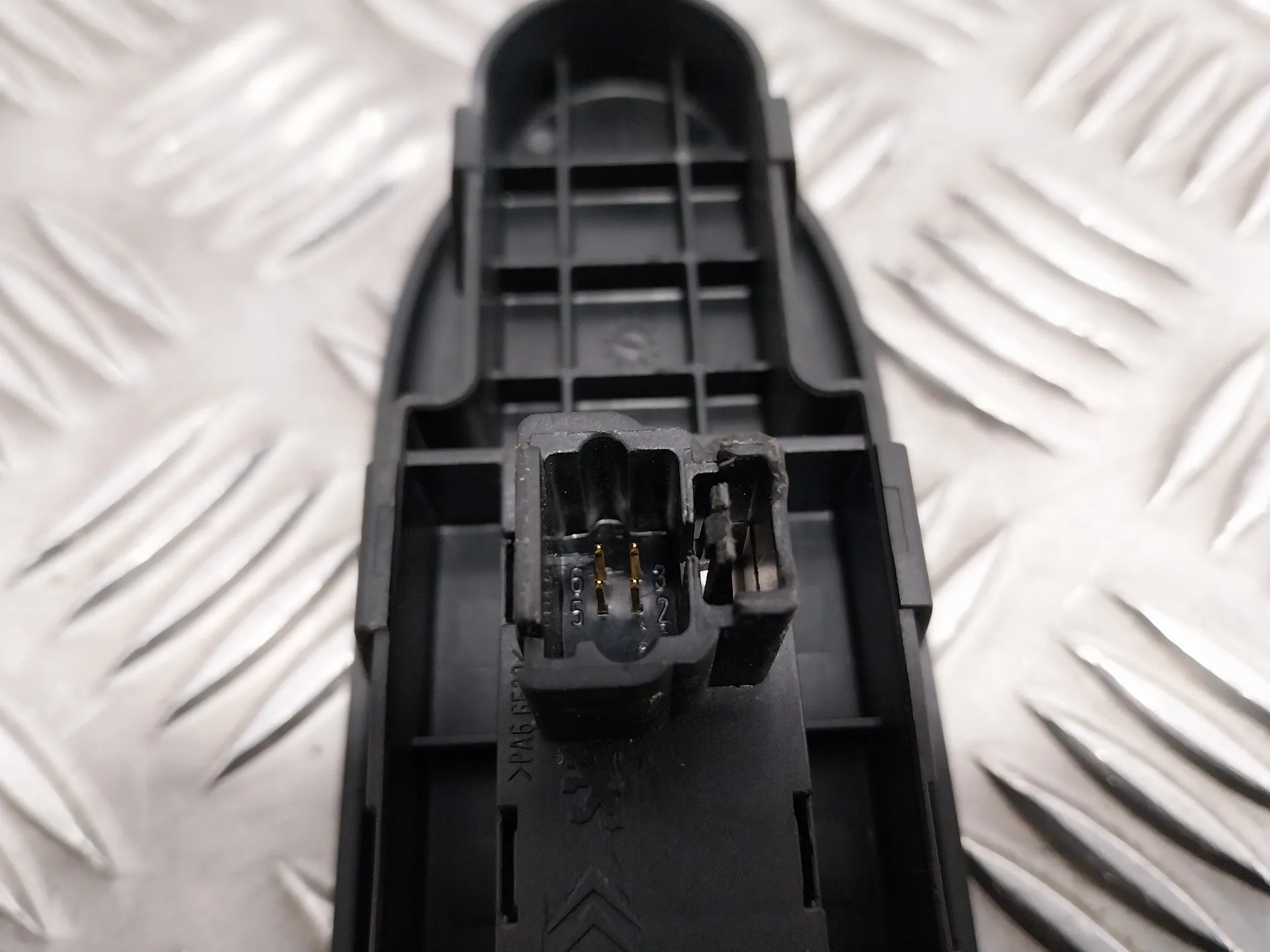 Mando Elevalunas Delantero Derecho para Peugeot 307 (S1)