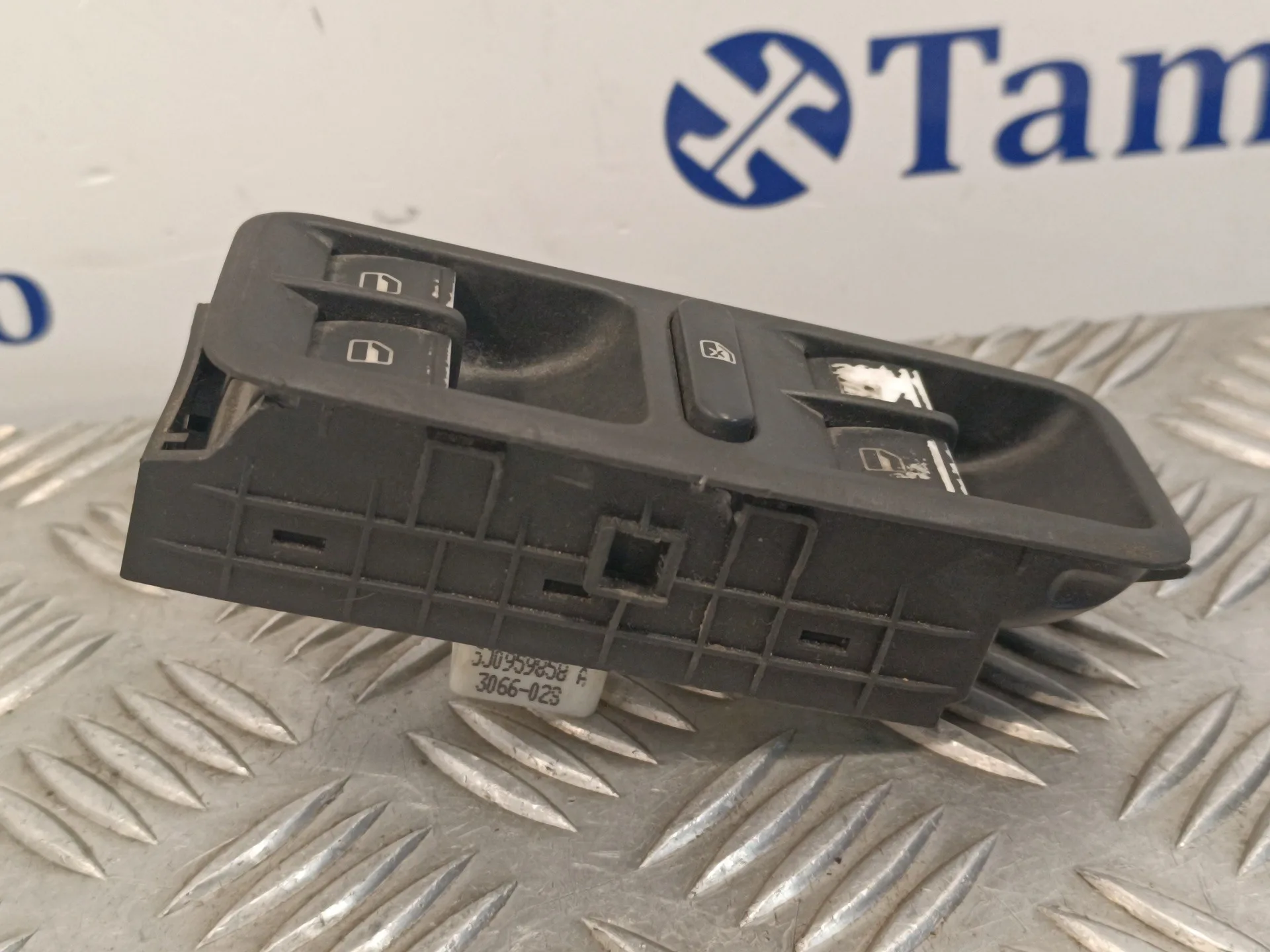 Mando Elevalunas Delantero Izquierdo para Skoda Roomster (5J7)