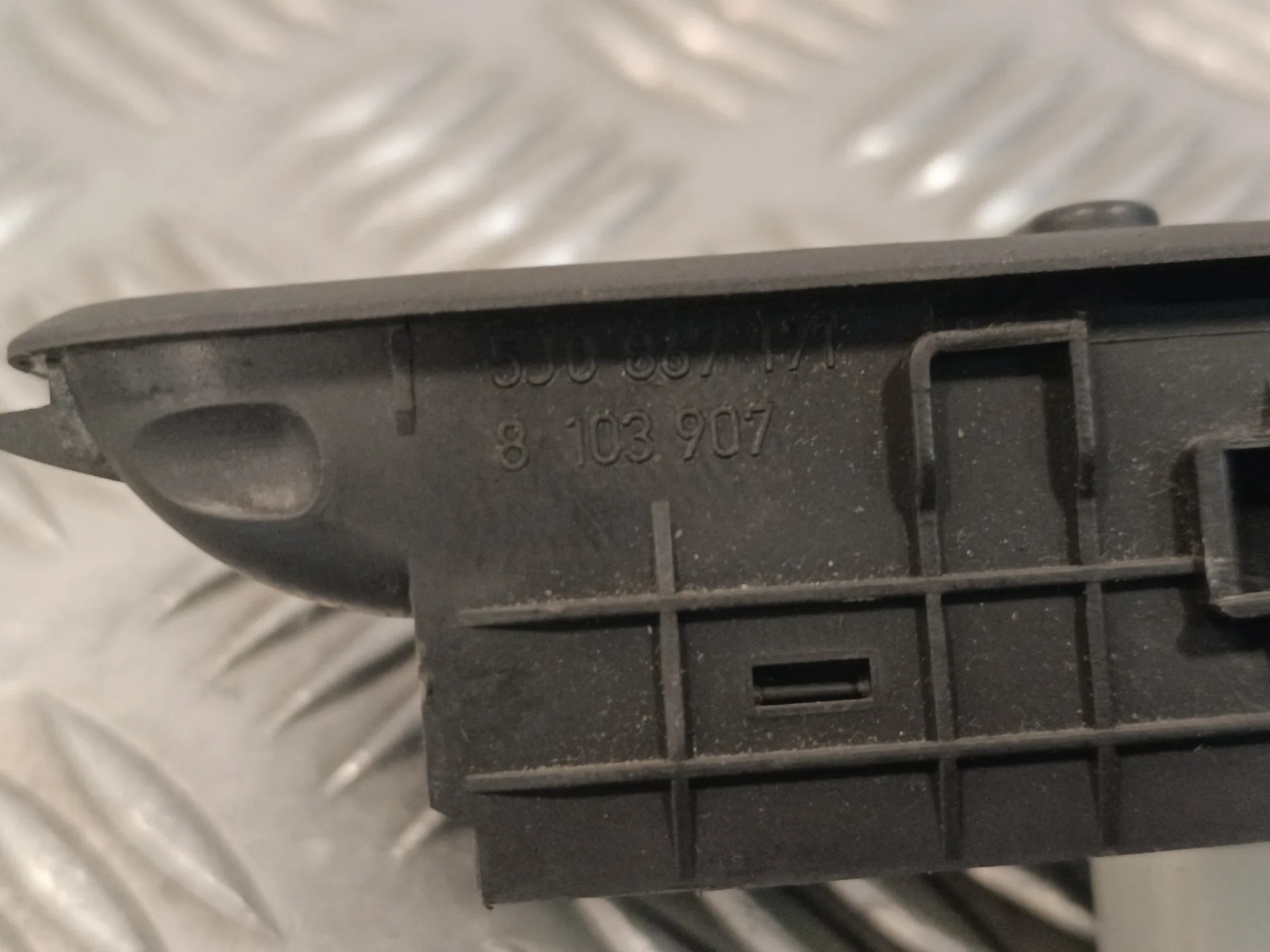 Mando Elevalunas Delantero Izquierdo para Skoda Roomster (5J7)