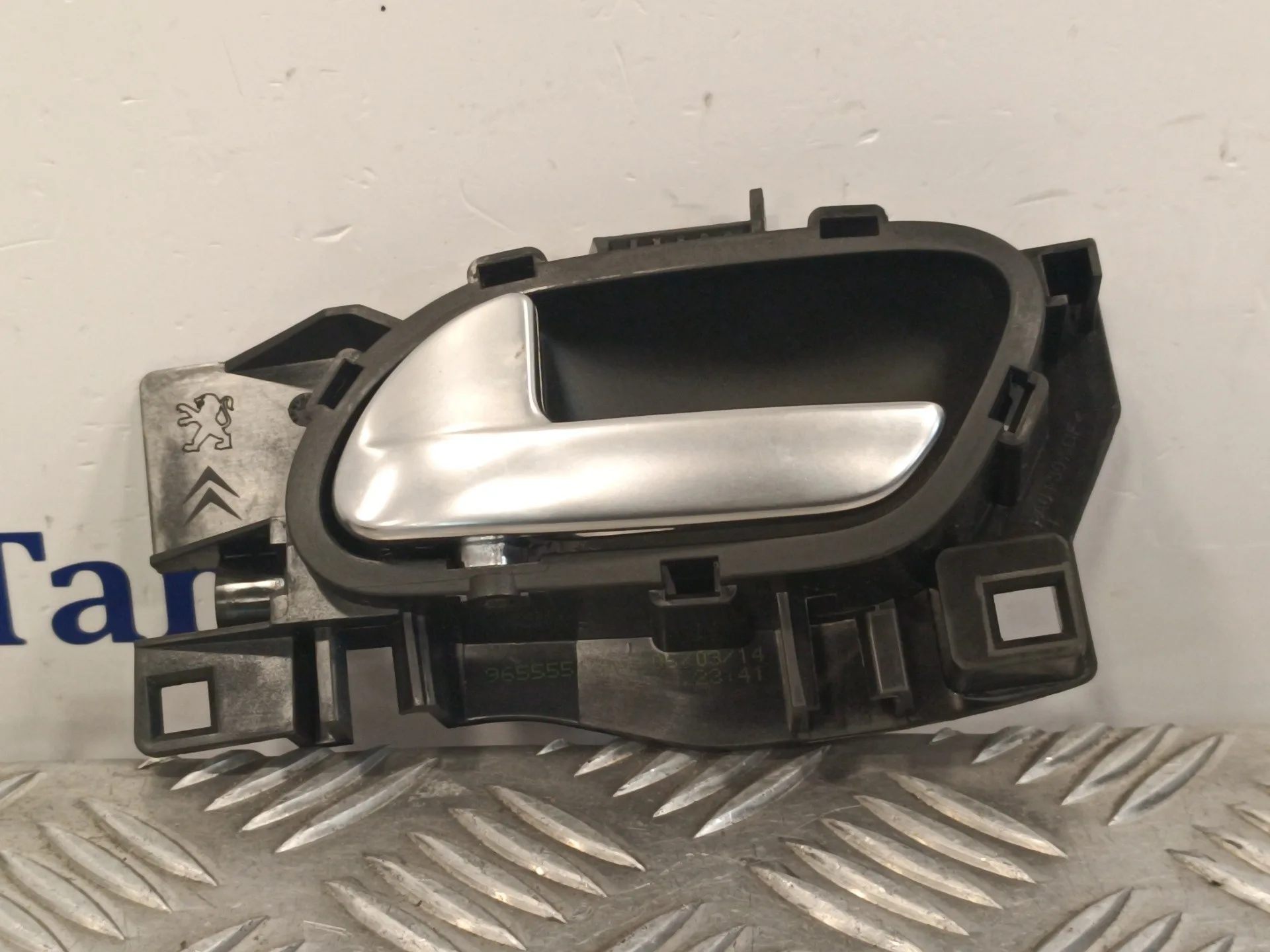Maneta Interior Delantera Izquierda para Peugeot 208
