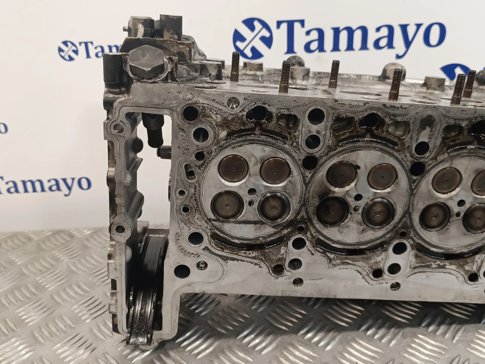 Culata para Mercedes-Benz Sprinterii Caja Cerrada (Desde 01.06)