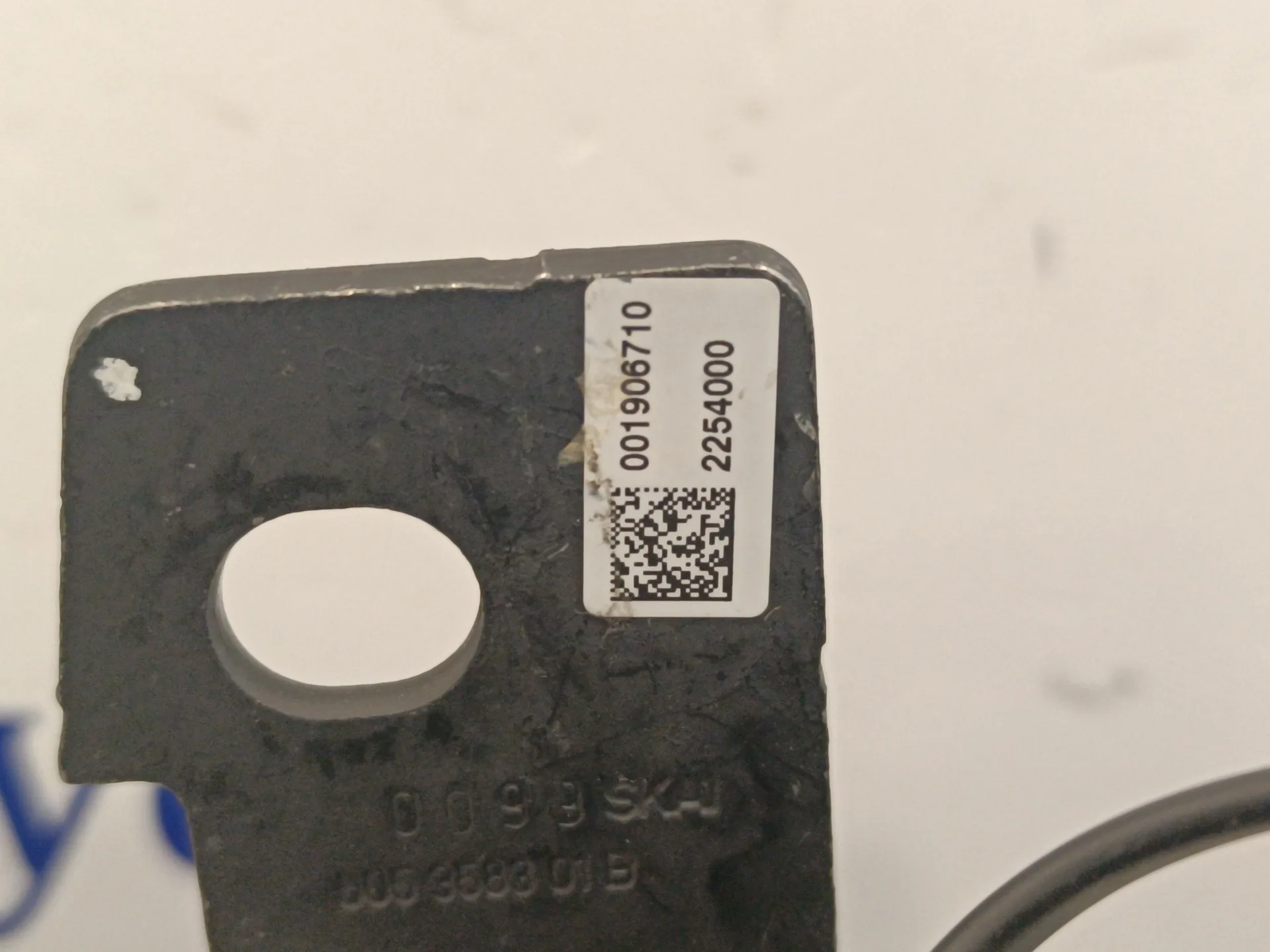 Enganche Cinturon Trasero Derecho para Opel Astra J Lim.