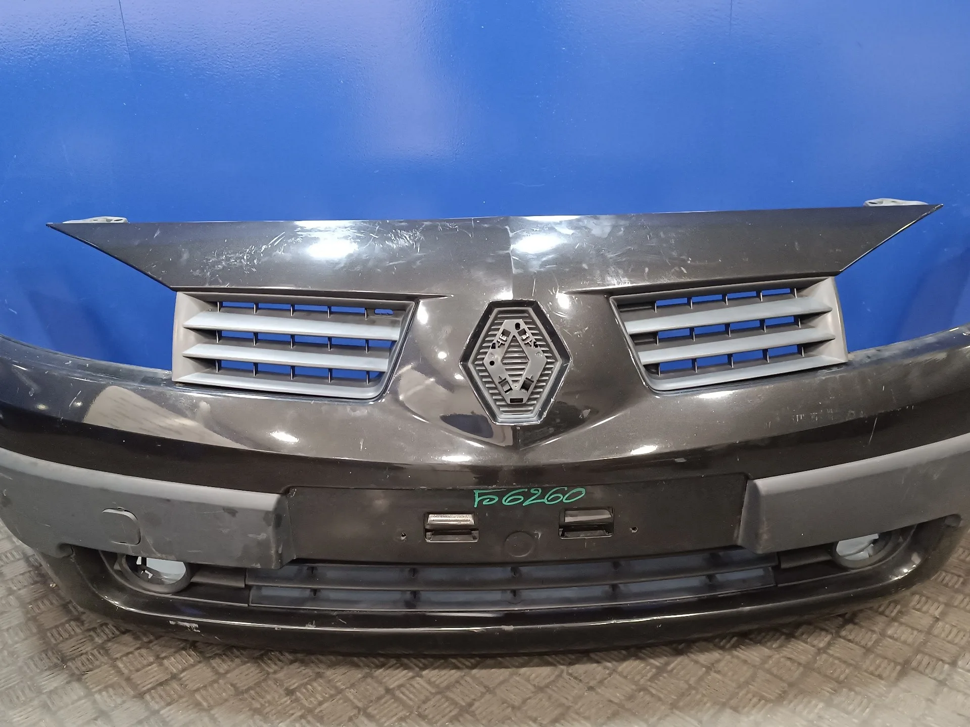 Paragolpes Delantero para Renault Megane Ii Berlina 5P