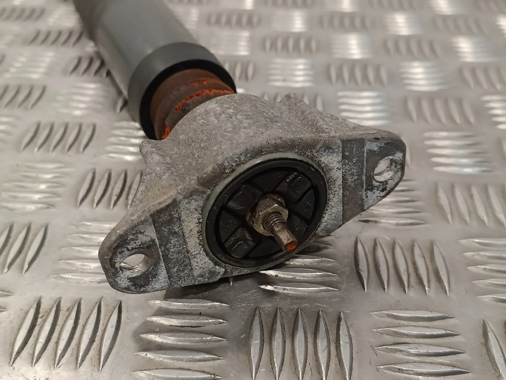 Amortiguador Trasero Derecho para Ford Focus Berlina (Cap)