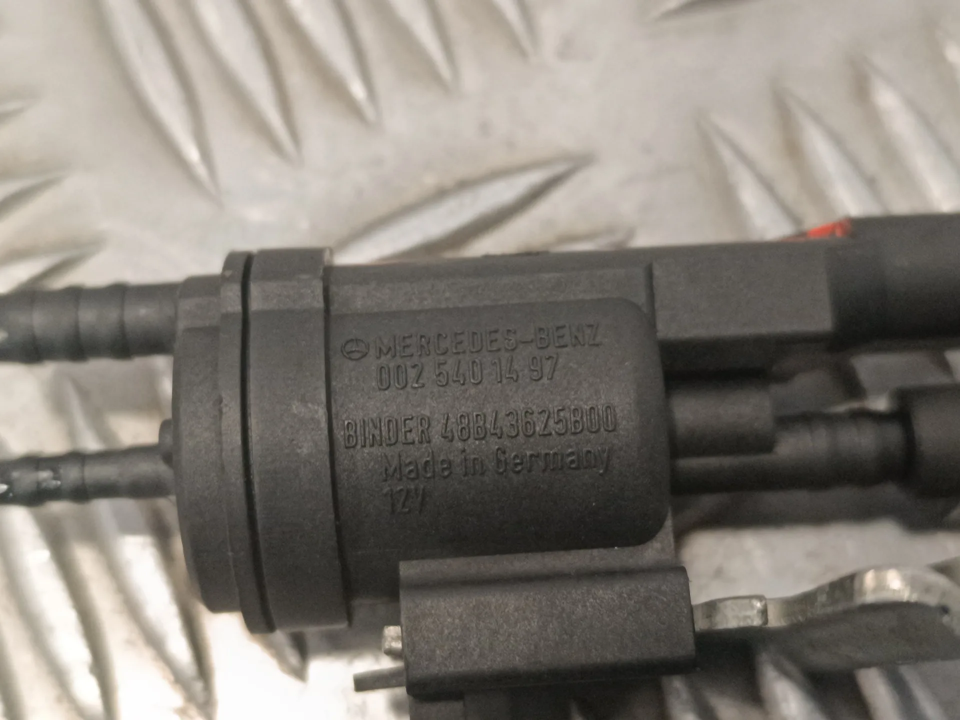 Valvula Aire Adicional para Mercedes-Benz Clase M (W164)
