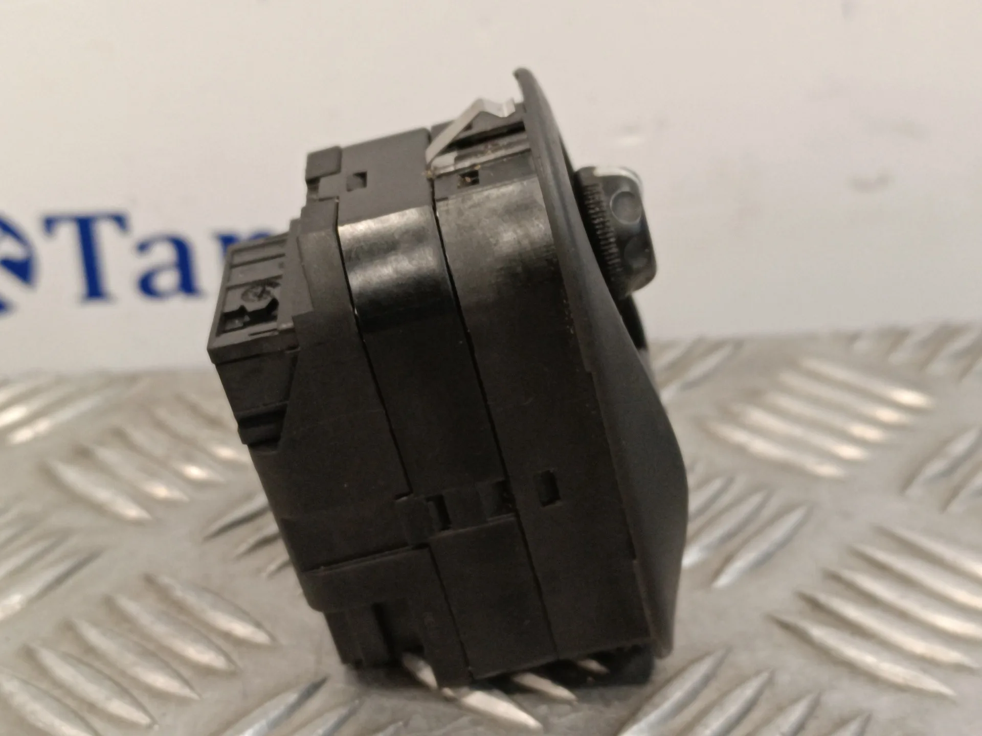 Mando Elevalunas Delantero Izquierdo para Peugeot 206 Berlina