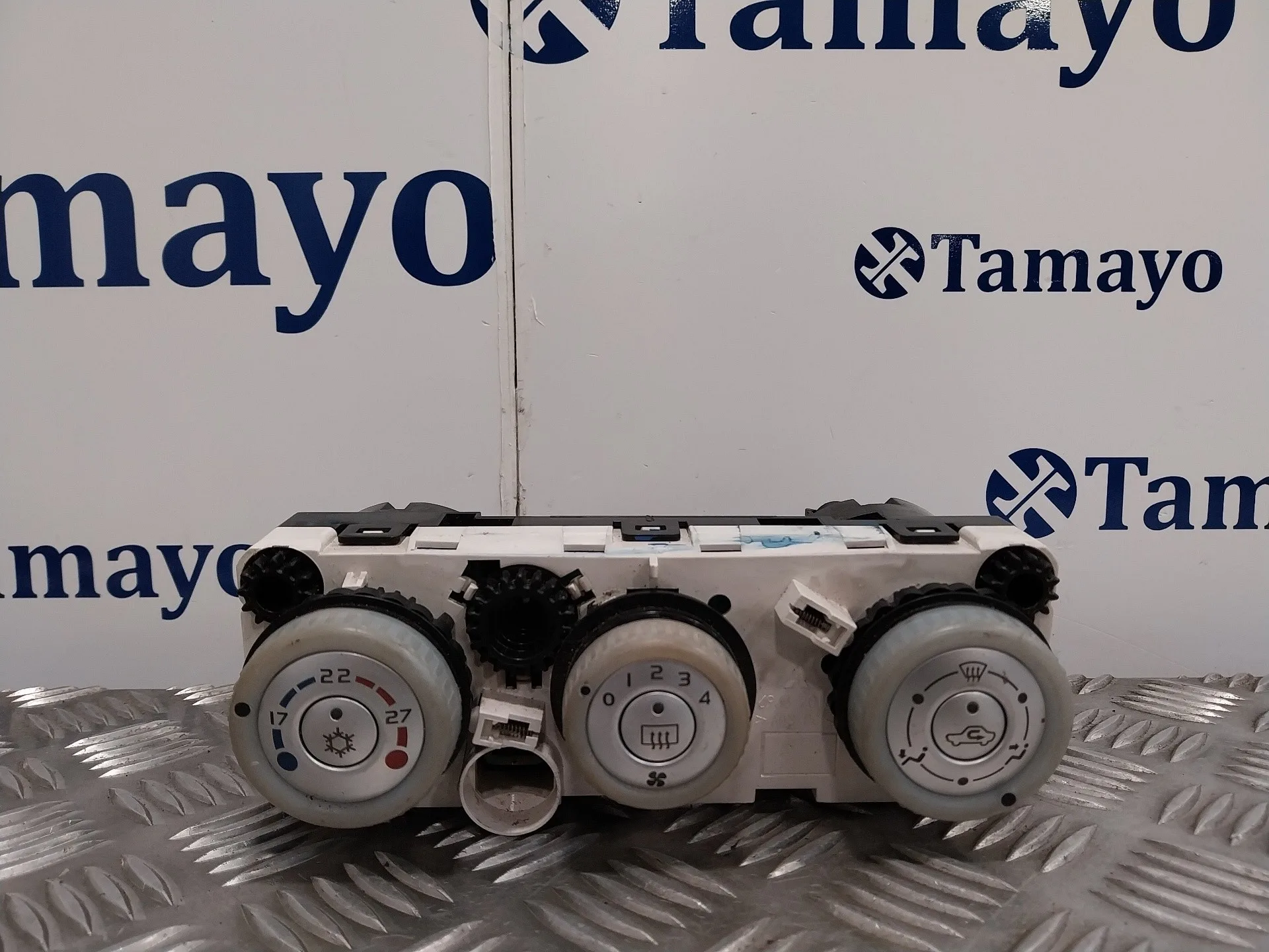 Mando Climatizador para Mitsubishi Colt Berlina 5 (Z30A)