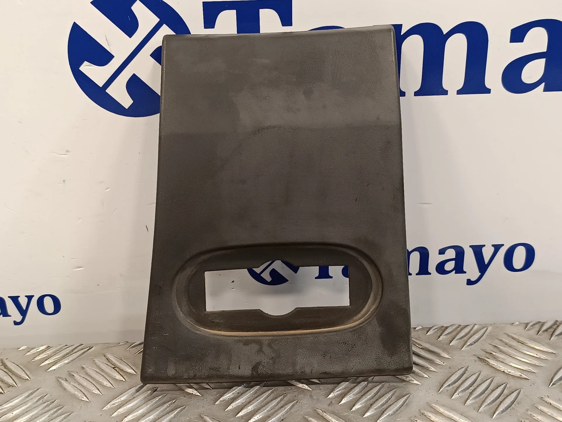Moldura Exterior Delantera Izquierda para Volkswagen Crafter Caja Cerrada