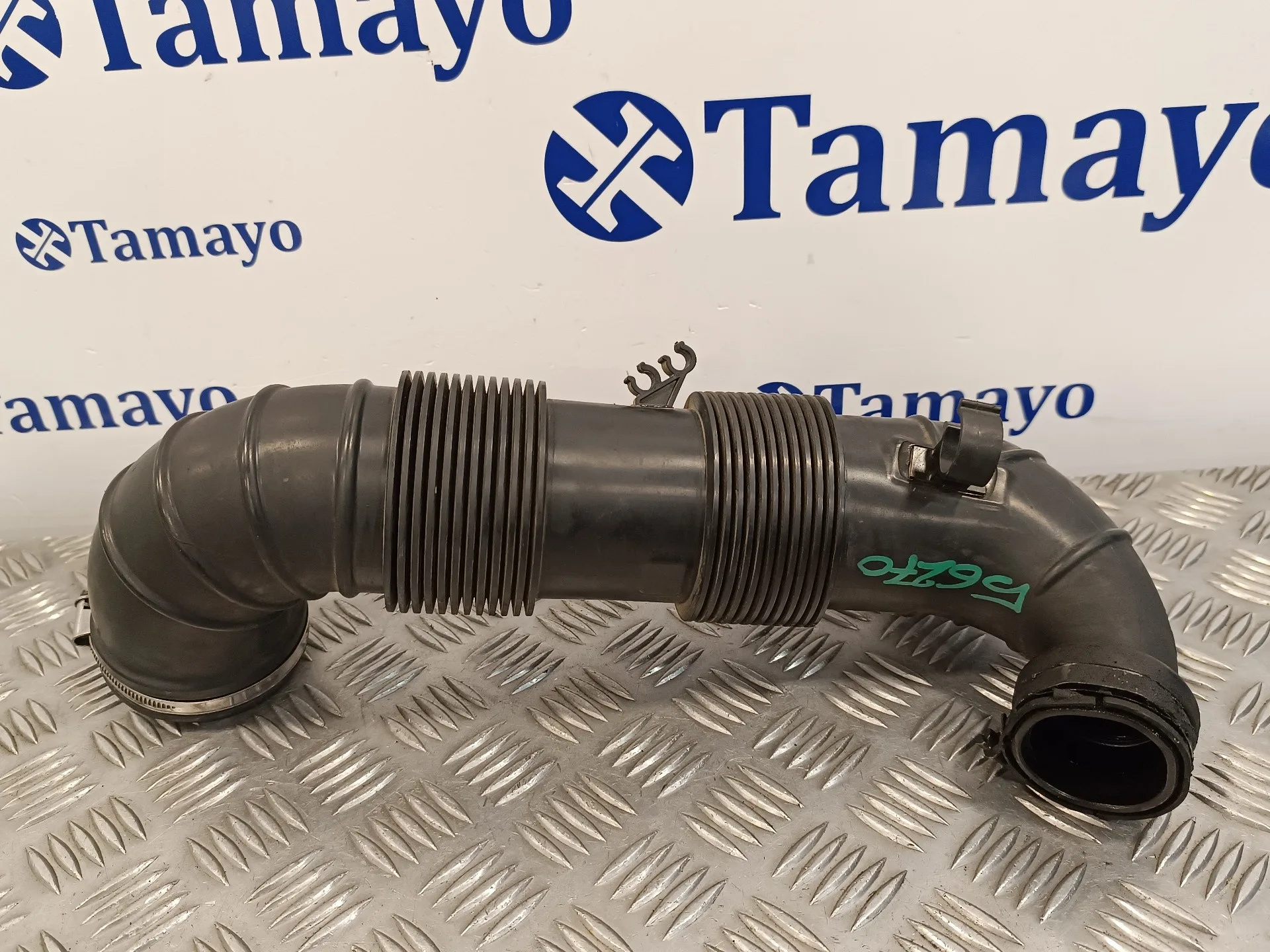 Tubo para Volkswagen Crafter Caja Cerrada
