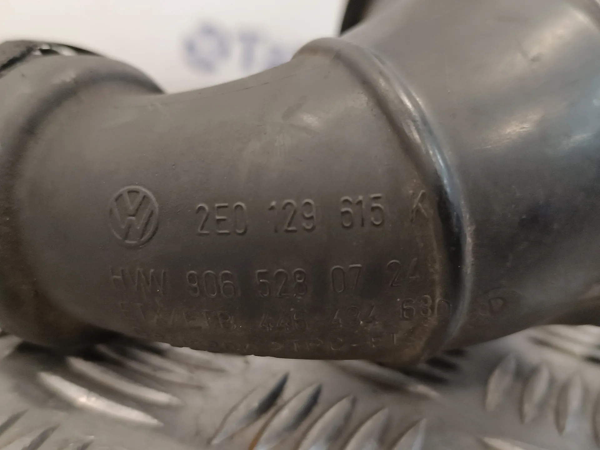 Tubo para Volkswagen Crafter Caja Cerrada