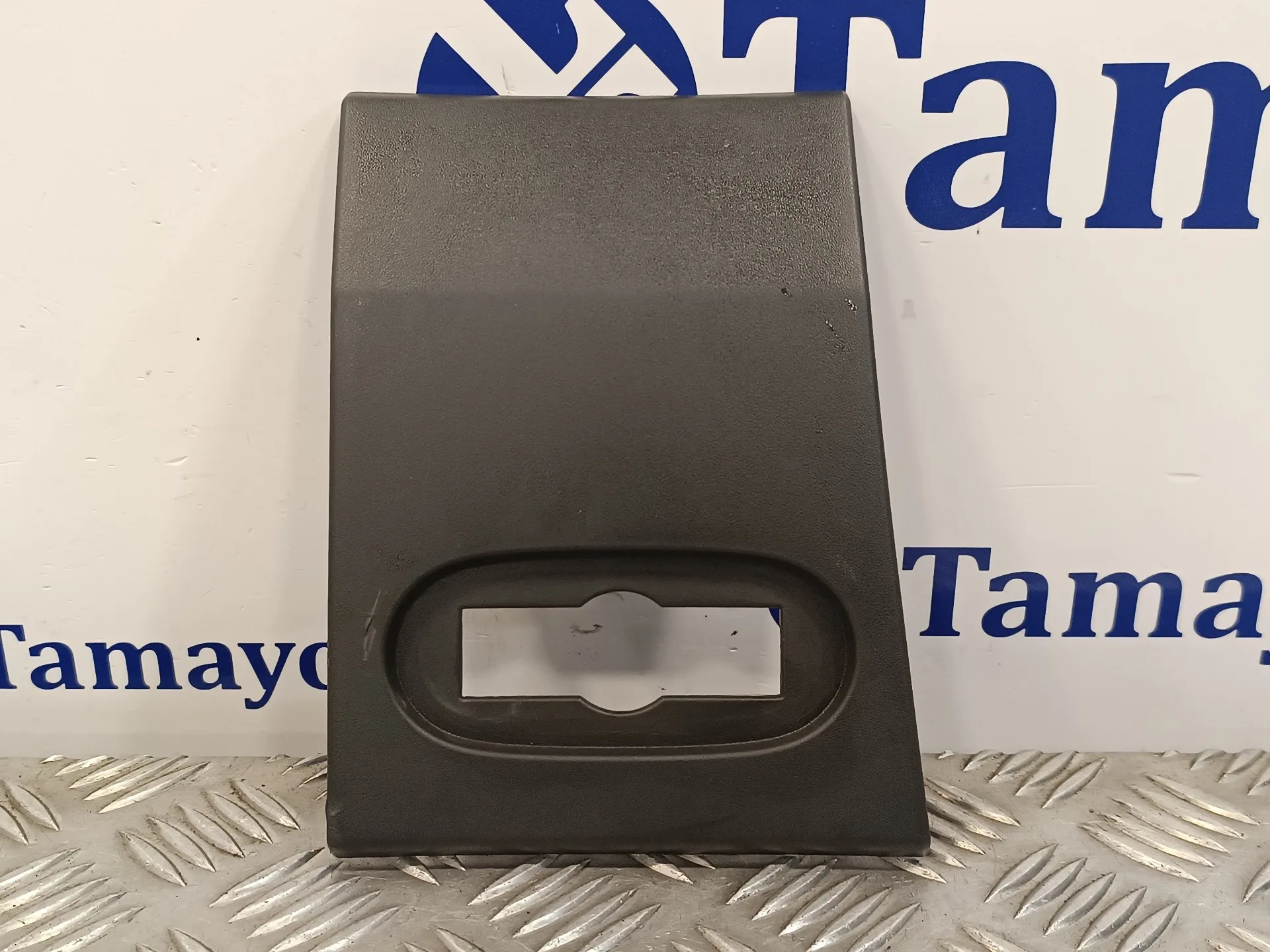 Moldura Exterior Delantera Derecha para Volkswagen Crafter Caja Cerrada