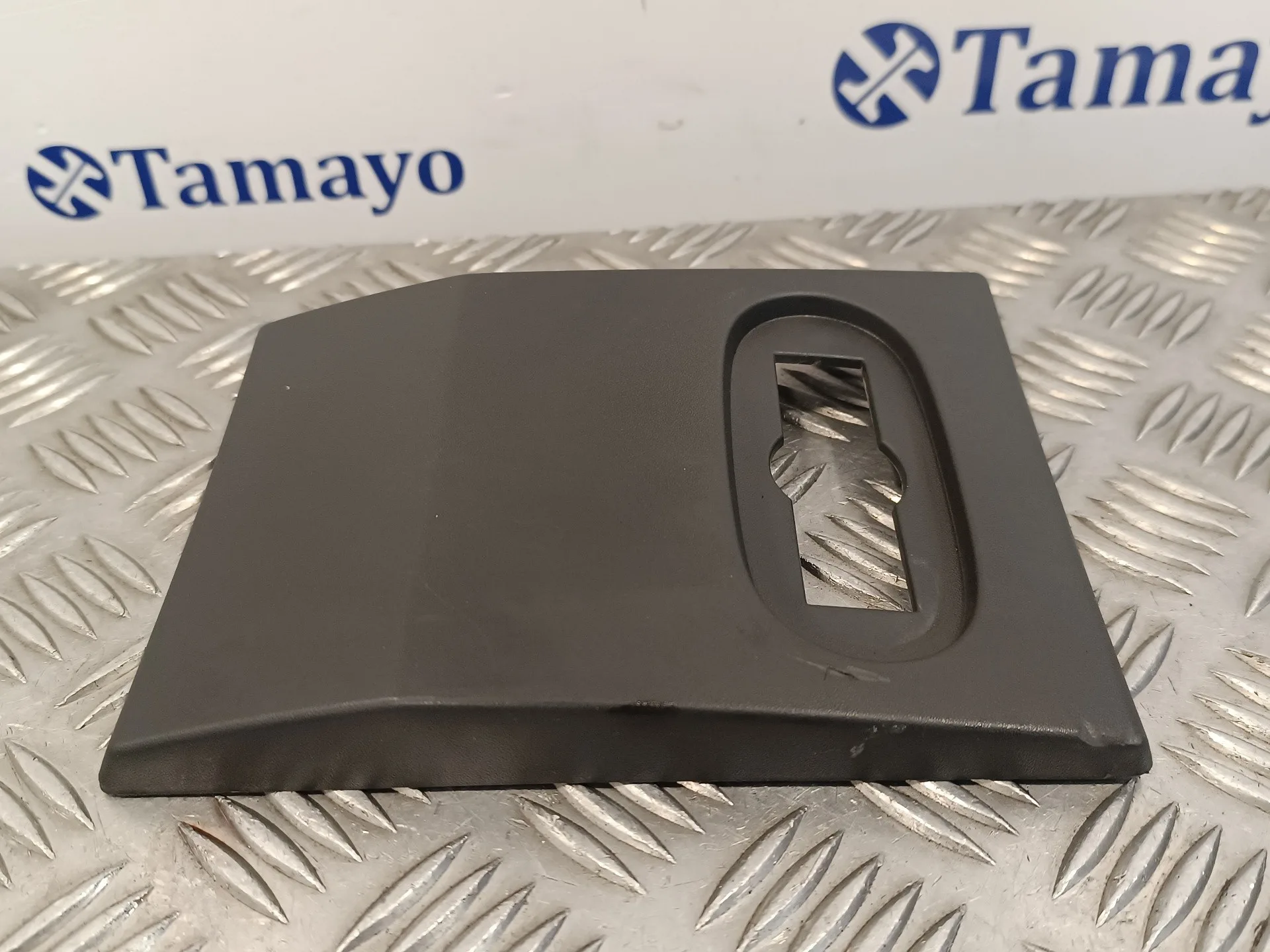 Moldura Exterior Delantera Derecha para Volkswagen Crafter Caja Cerrada