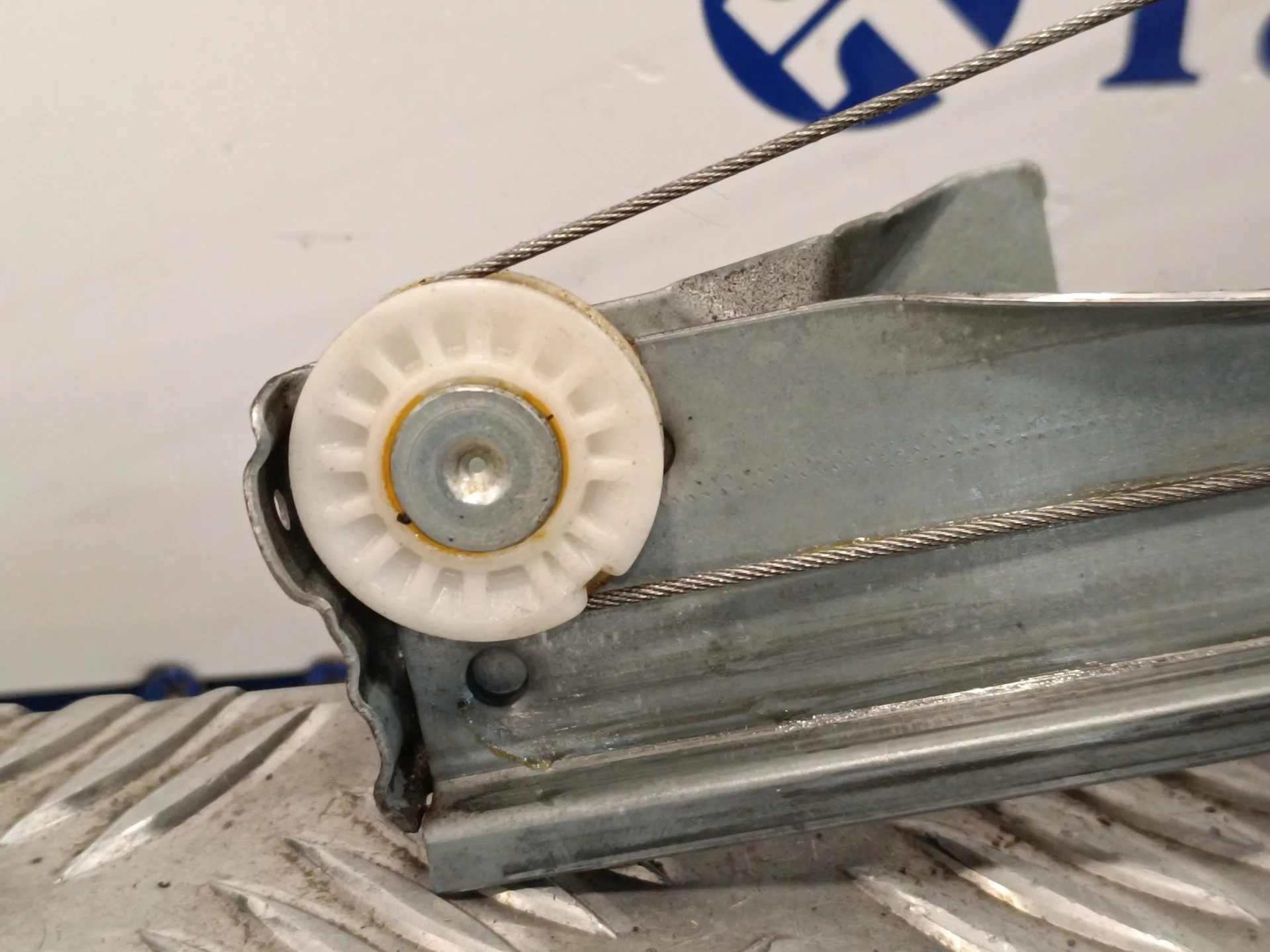Elevalunas Delantero Izquierdo para Renault Clio Iv
