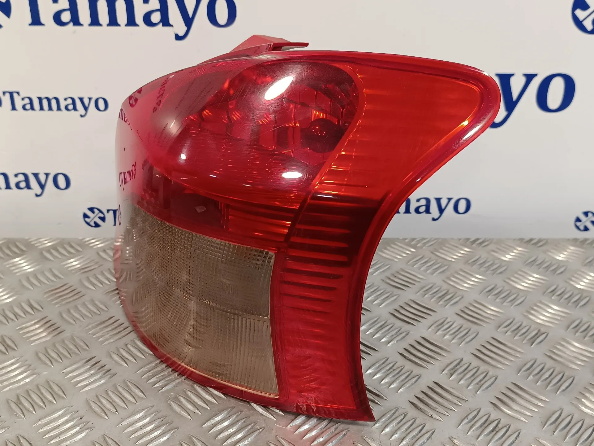 Piloto Trasero Derecho para Toyota Yaris (Ksp9/Scp9/Nlp9)