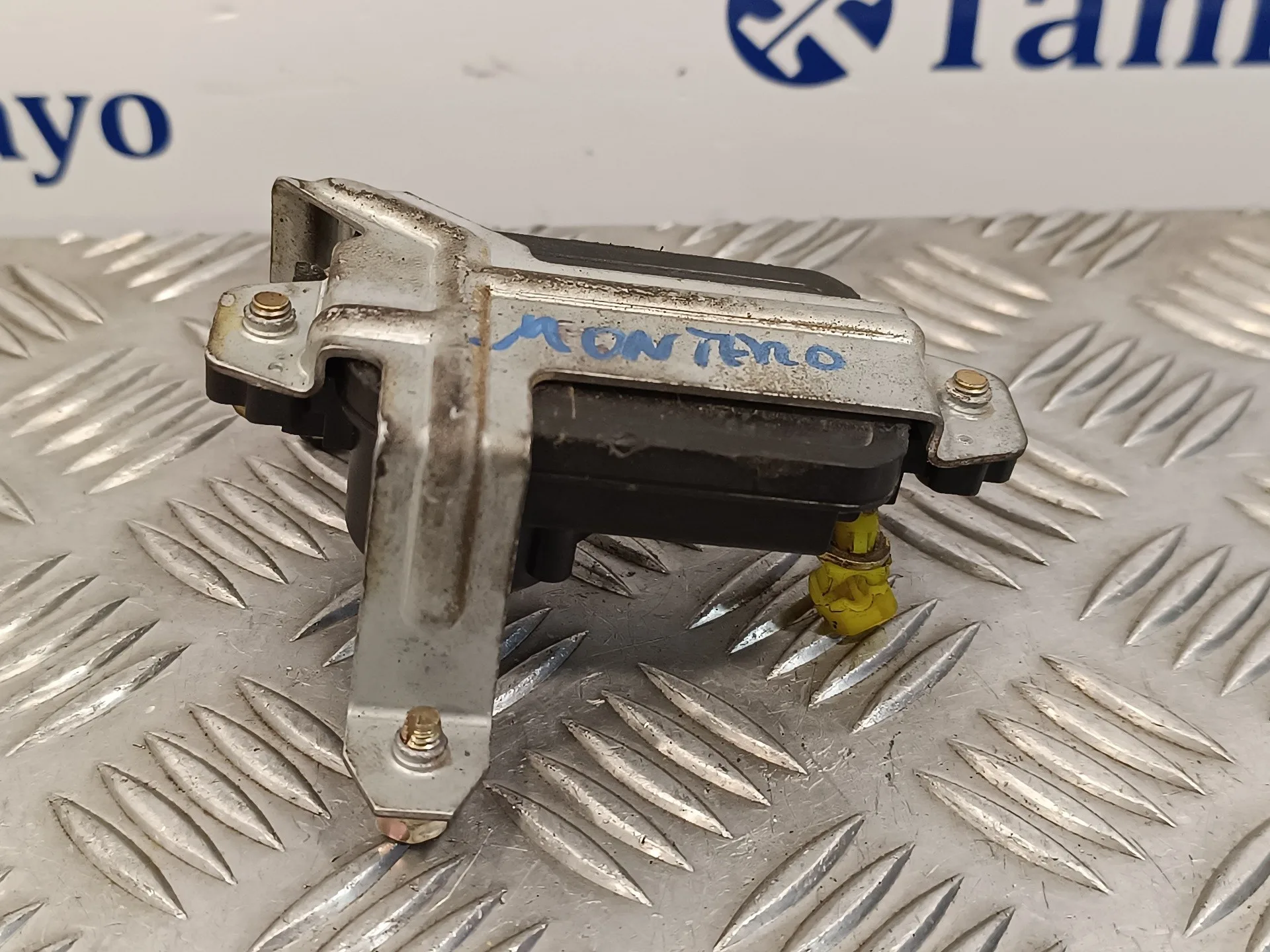 Motor Cierre Centralizado Trasero Izquierdo para Mitsubishi Montero (V20/V40)