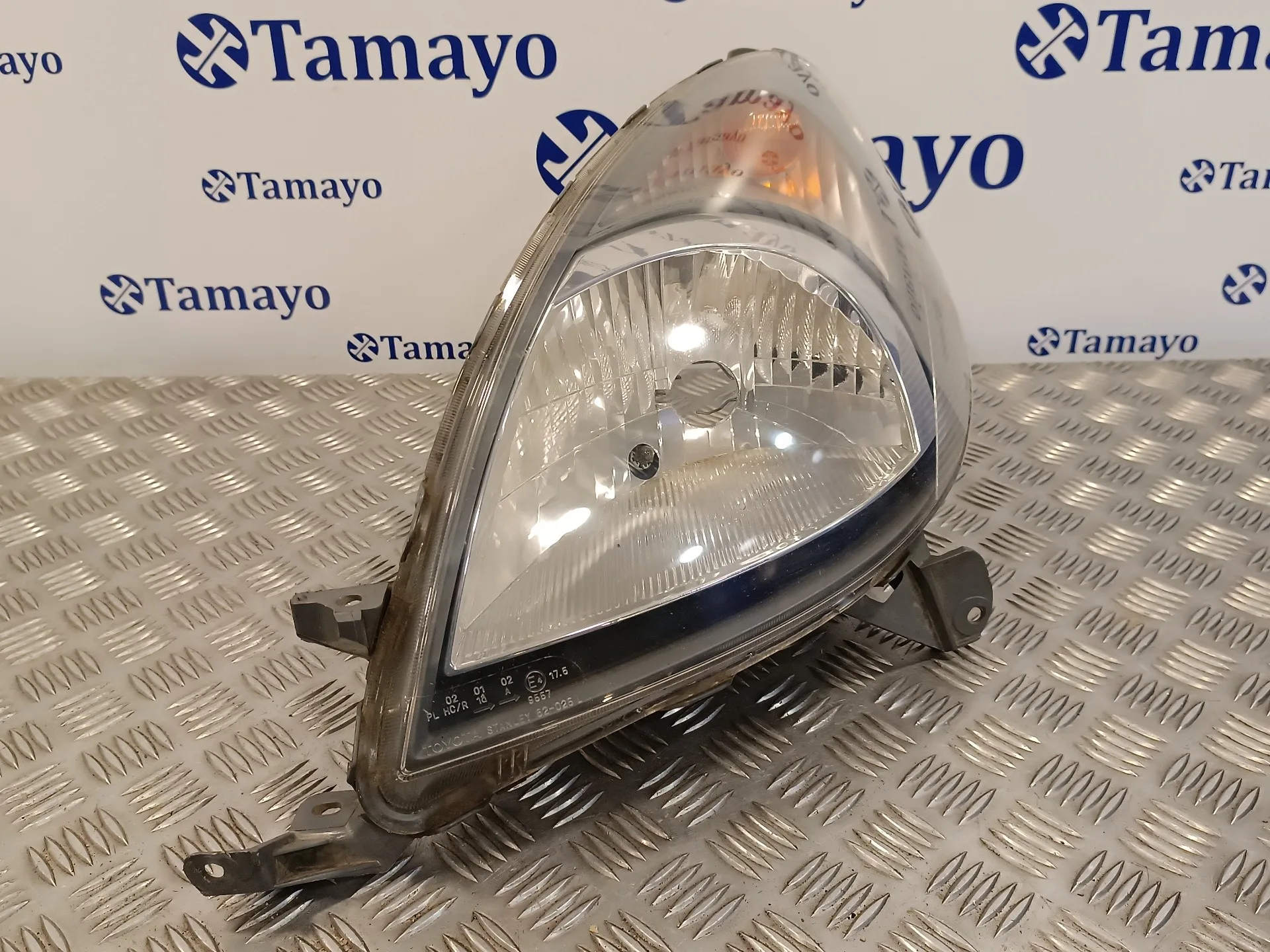 Faro Izquierdo para Toyota Yaris (Ncp1/Nlp1/Scp1)