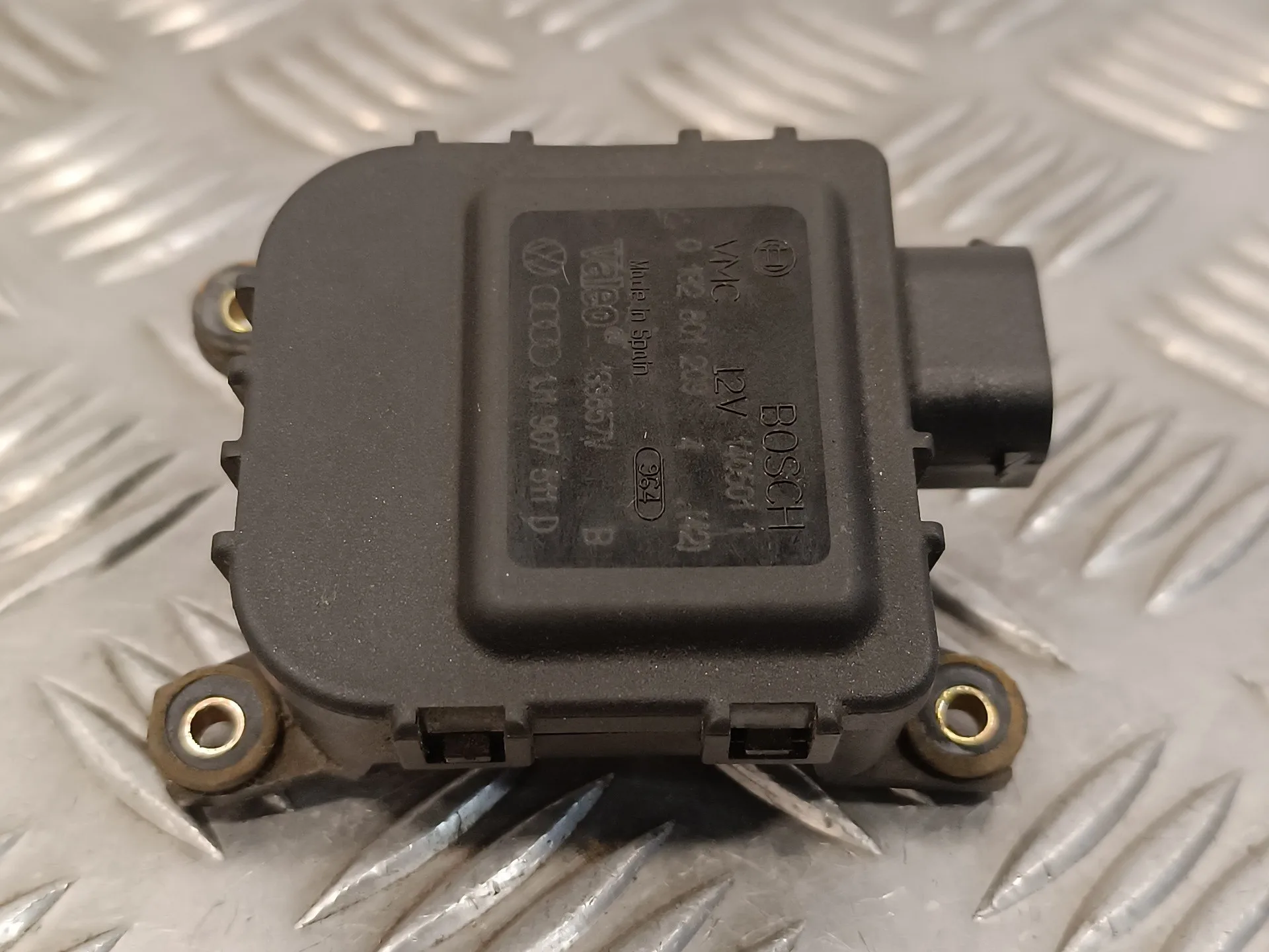 Motor Apertura Trampillas Climatizador para Seat Leon (1M1)