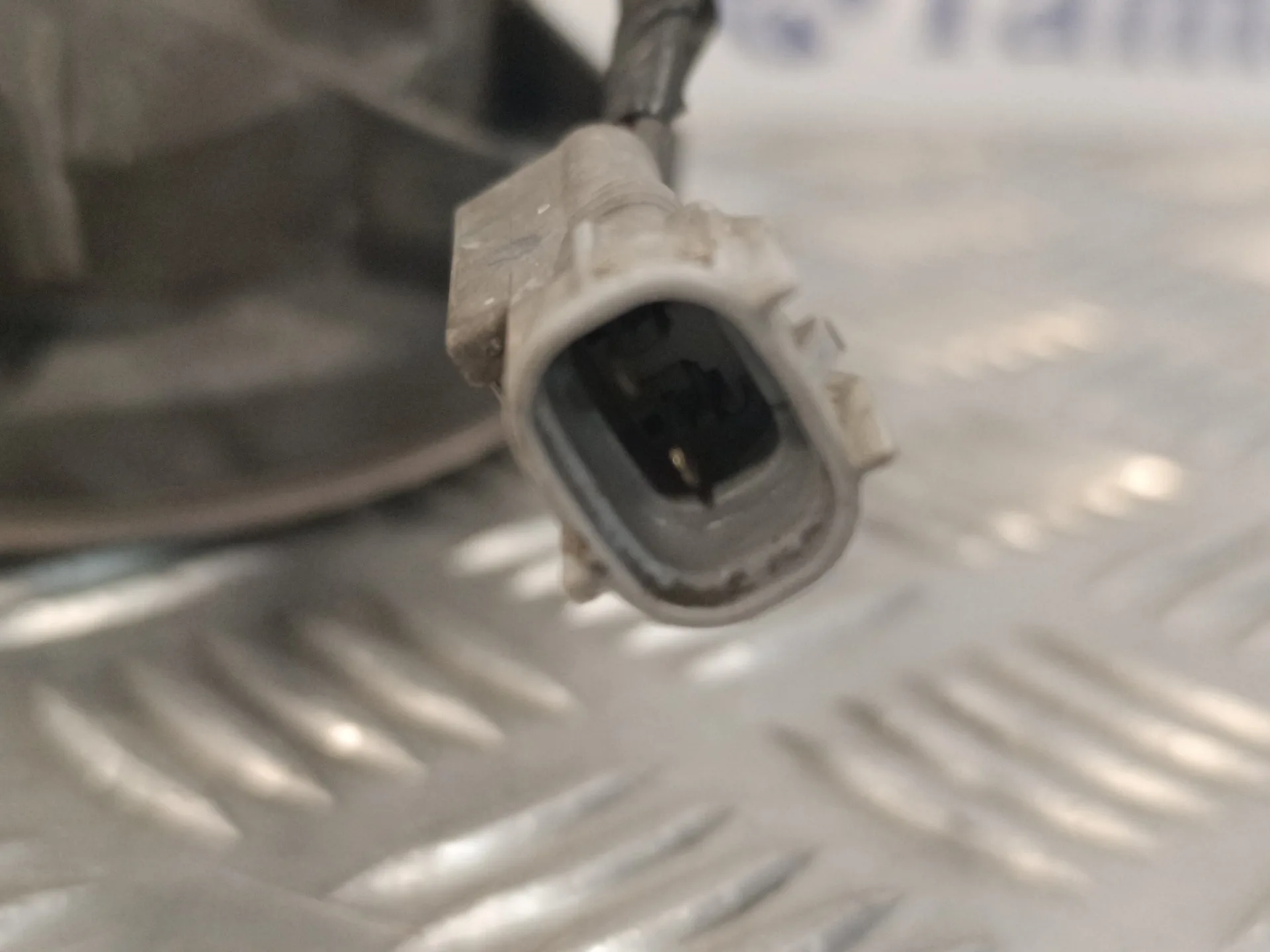 Faro Antiniebla Derecho para Subaru Legacy Berl. B13 (Bl)