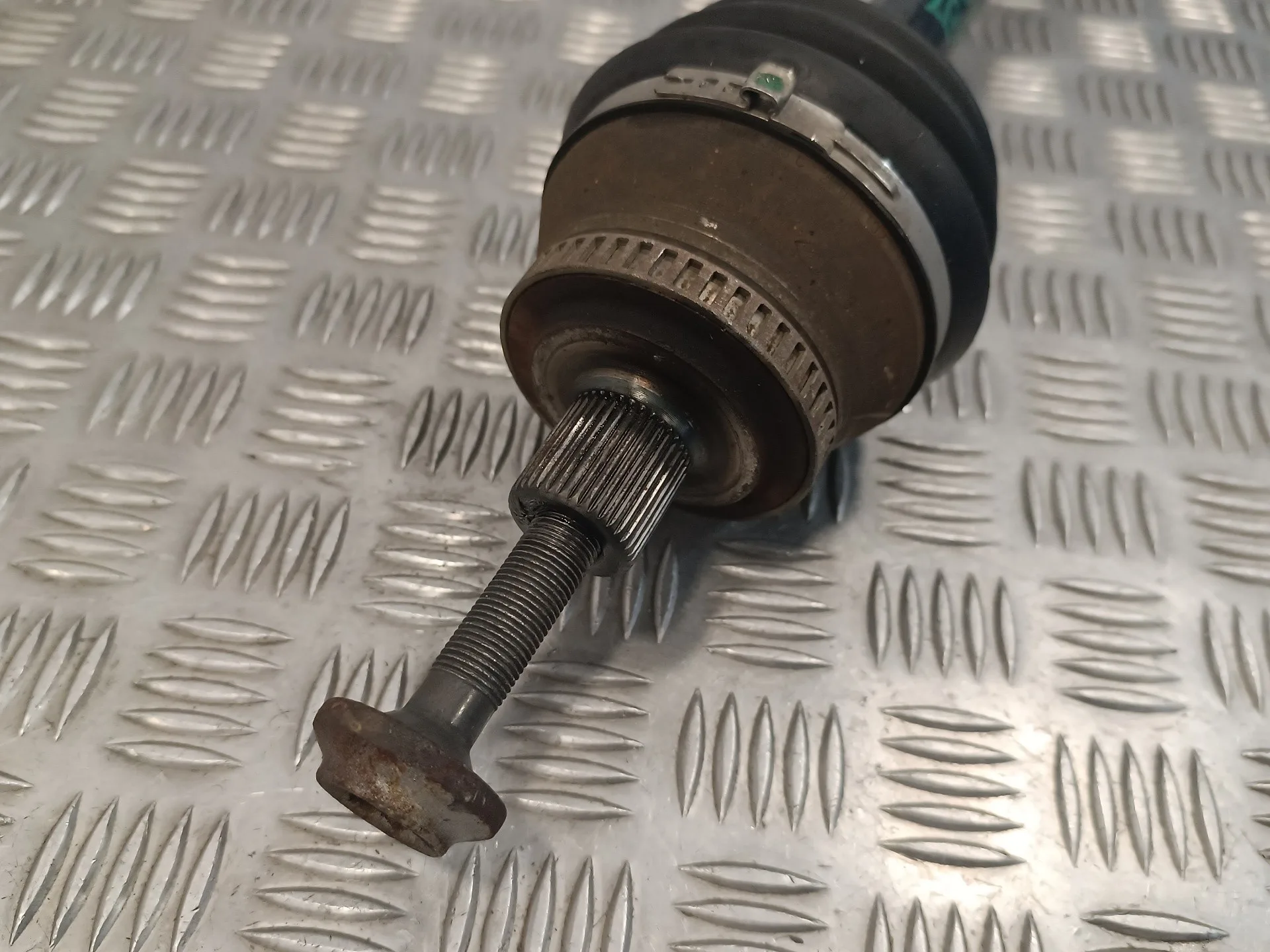 Transmision Delantera Izquierda para Seat Exeo St (3R5)(2009>)