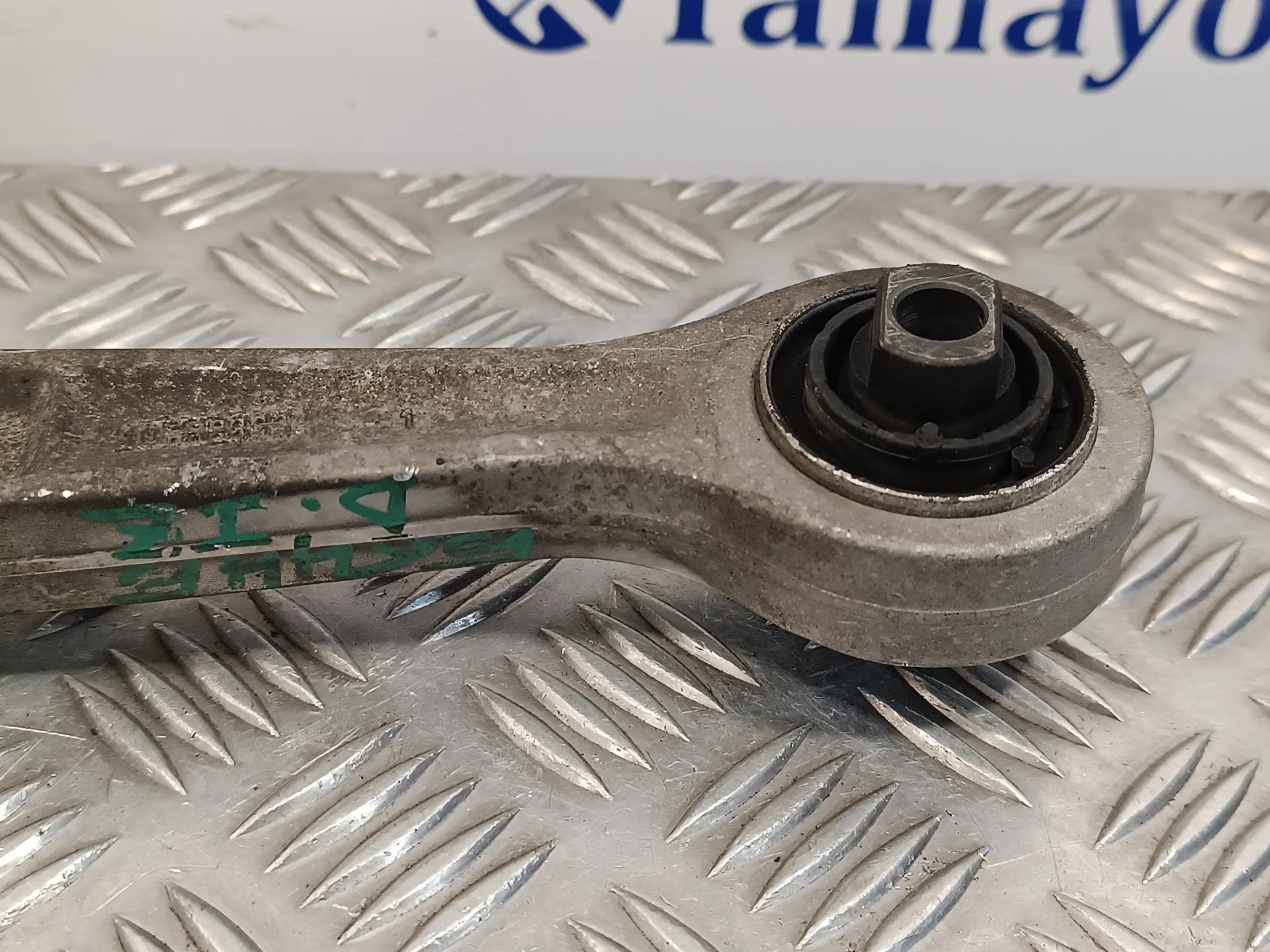 Brazo Suspension Inferior Delantero Izquierdo para Seat Exeo St (3R5)(2009>)