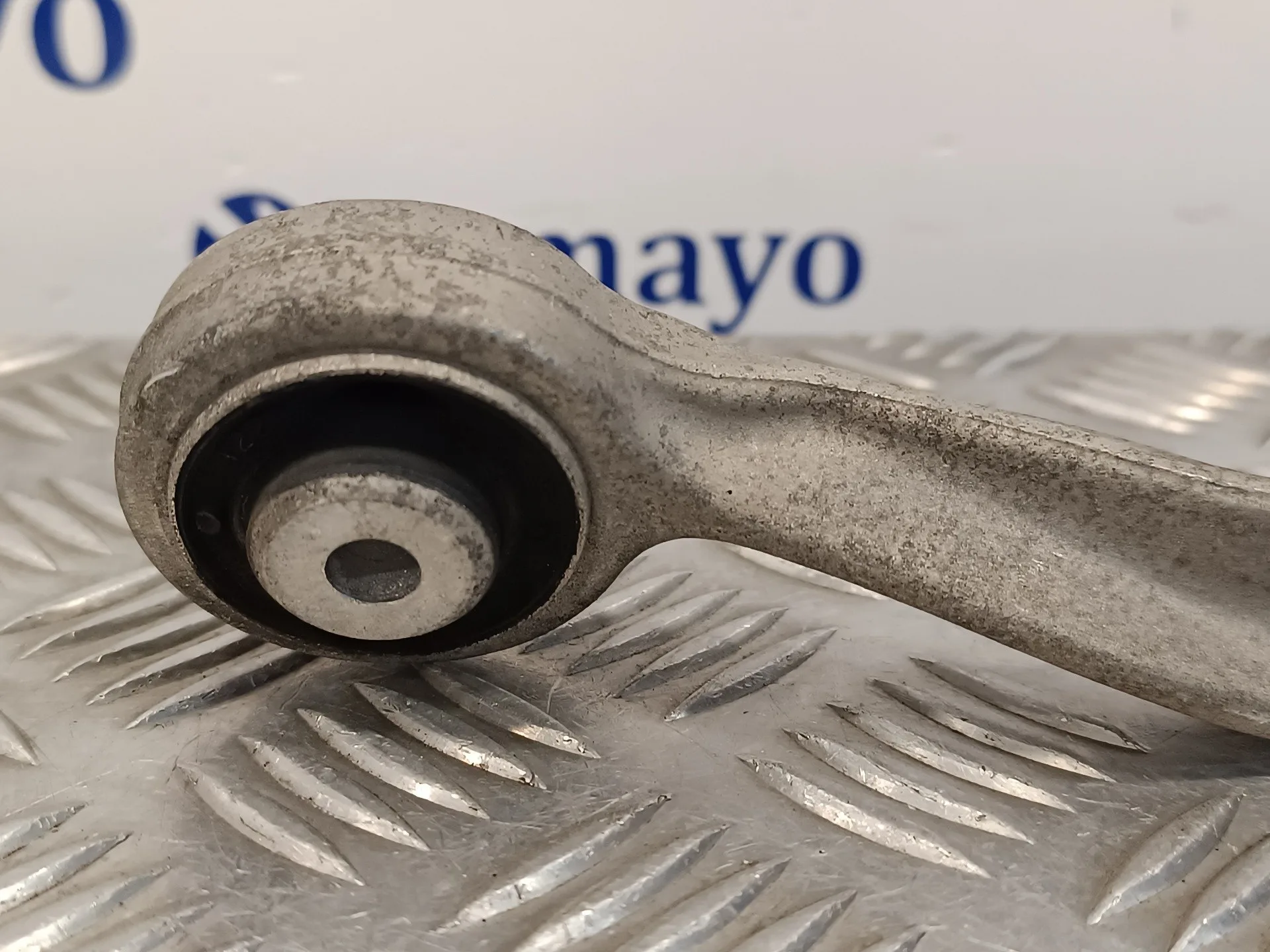 Brazo Suspension Superior Delantero Izquierdo para Seat Exeo St (3R5)(2009>)