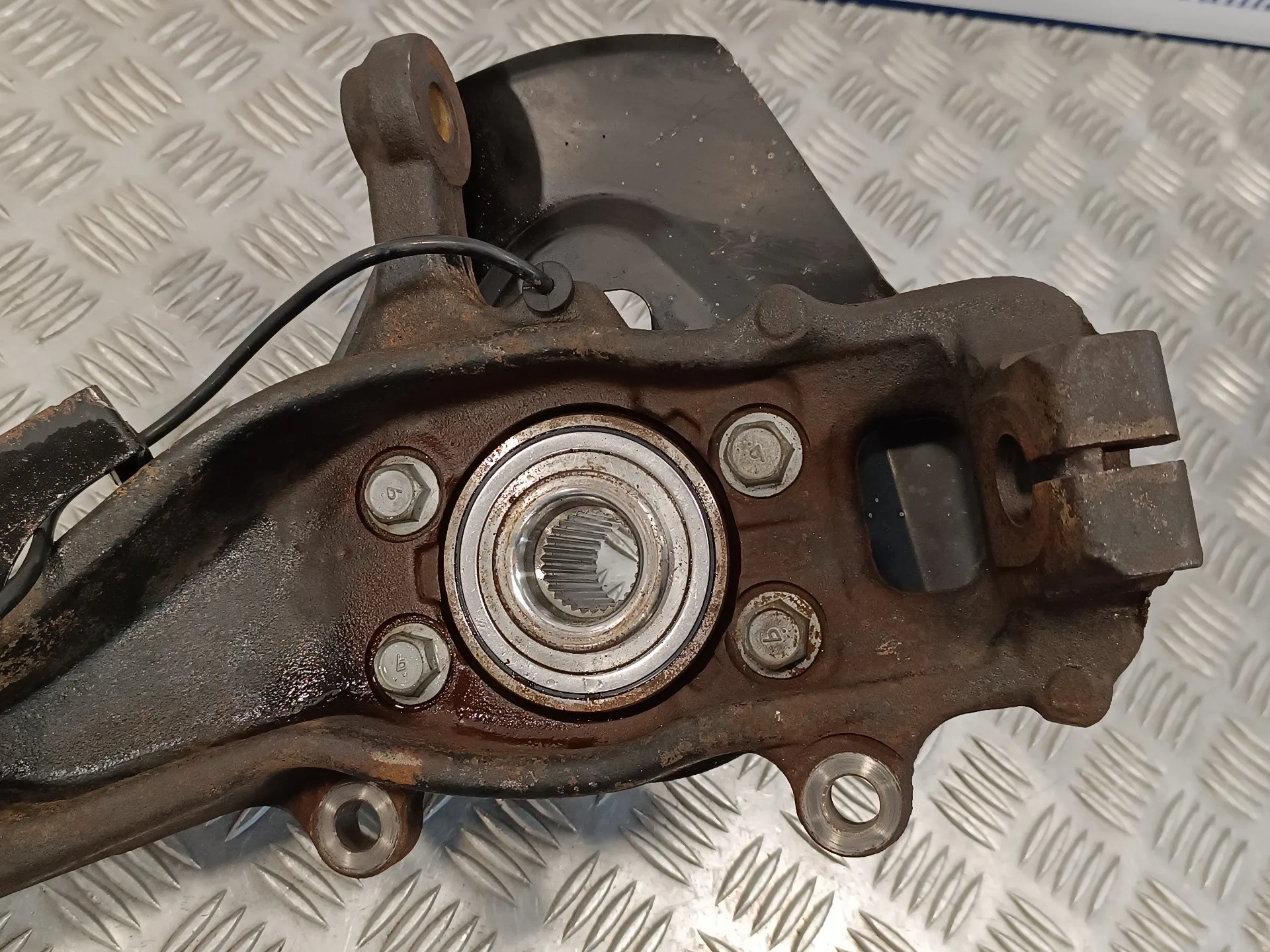 Mangueta Delantera Izquierda para Nissan Pathfinder (R51)